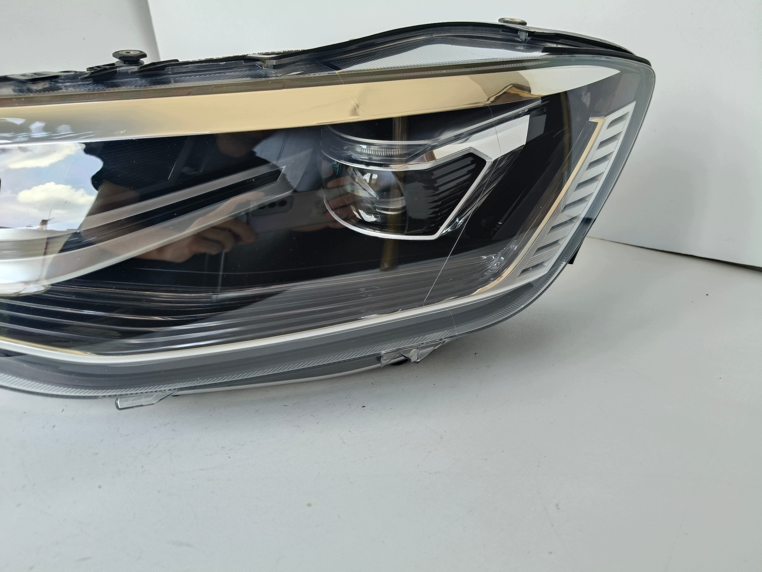 light left REFLEKTOR VW CADDY 2K 2K8 20- FULL LED