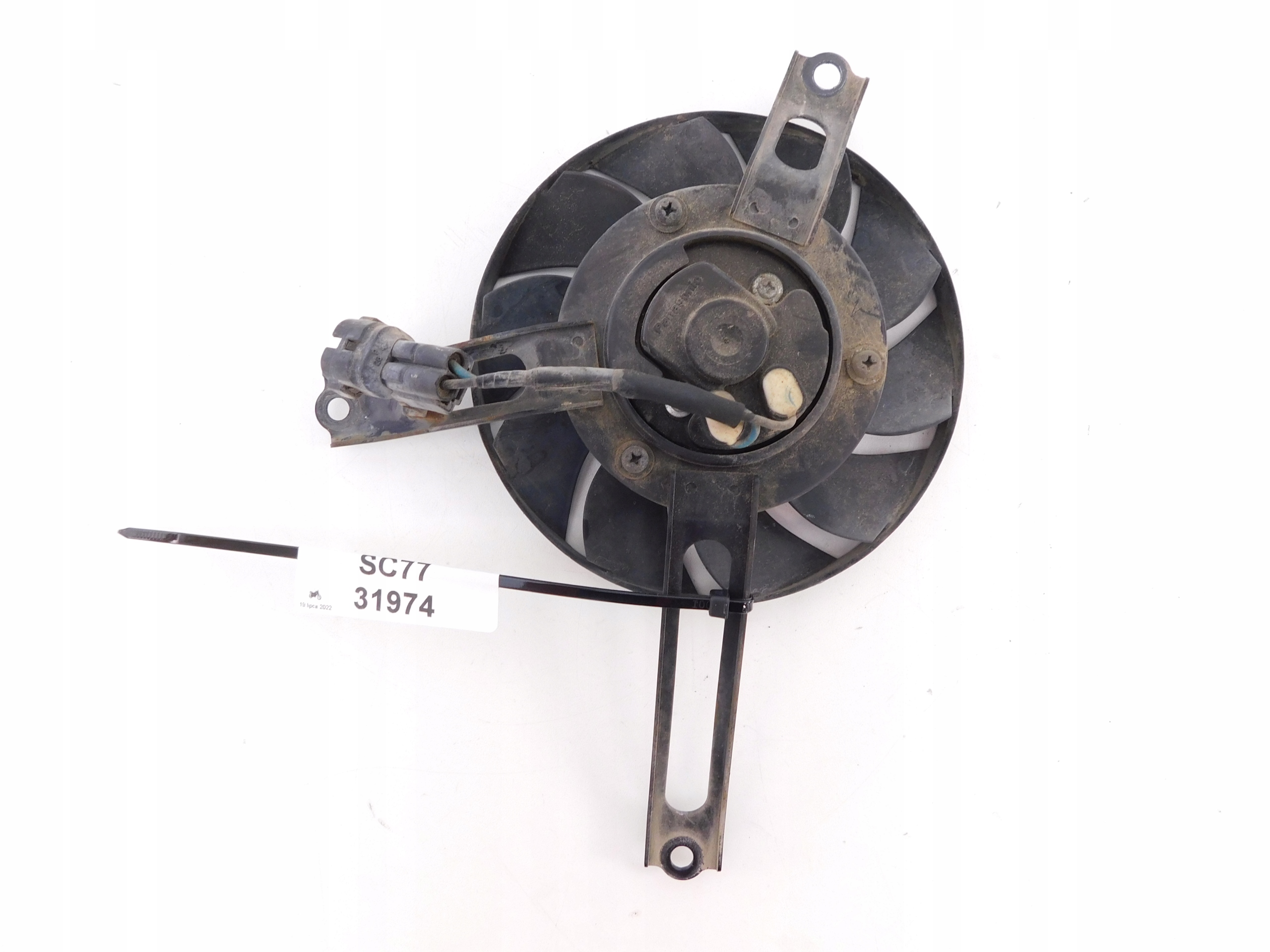 HONDA CBR 1000RR SC77 WENTYLATOR CHŁODNICY