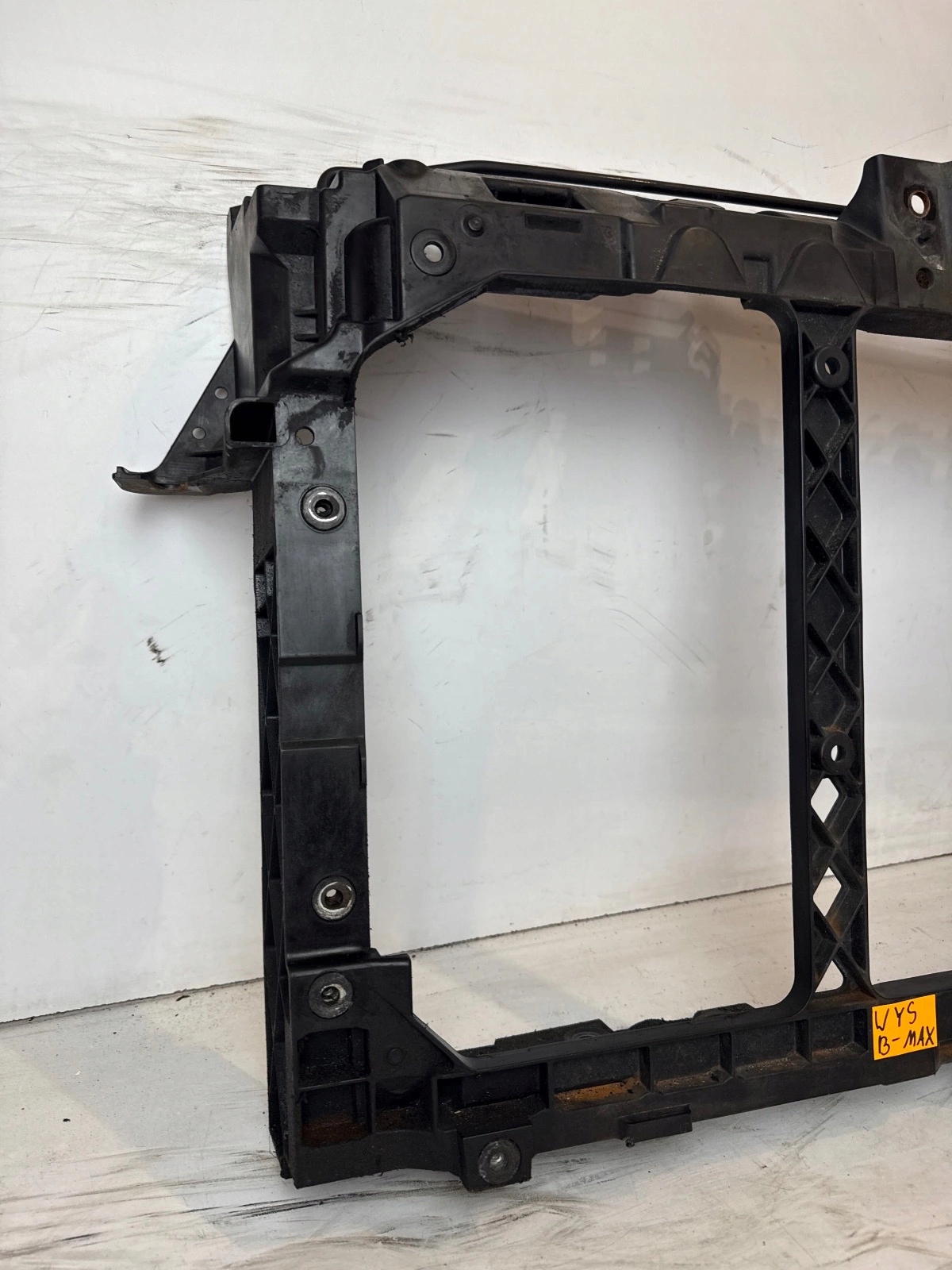 Armature Traverse de fer Ford B-Max