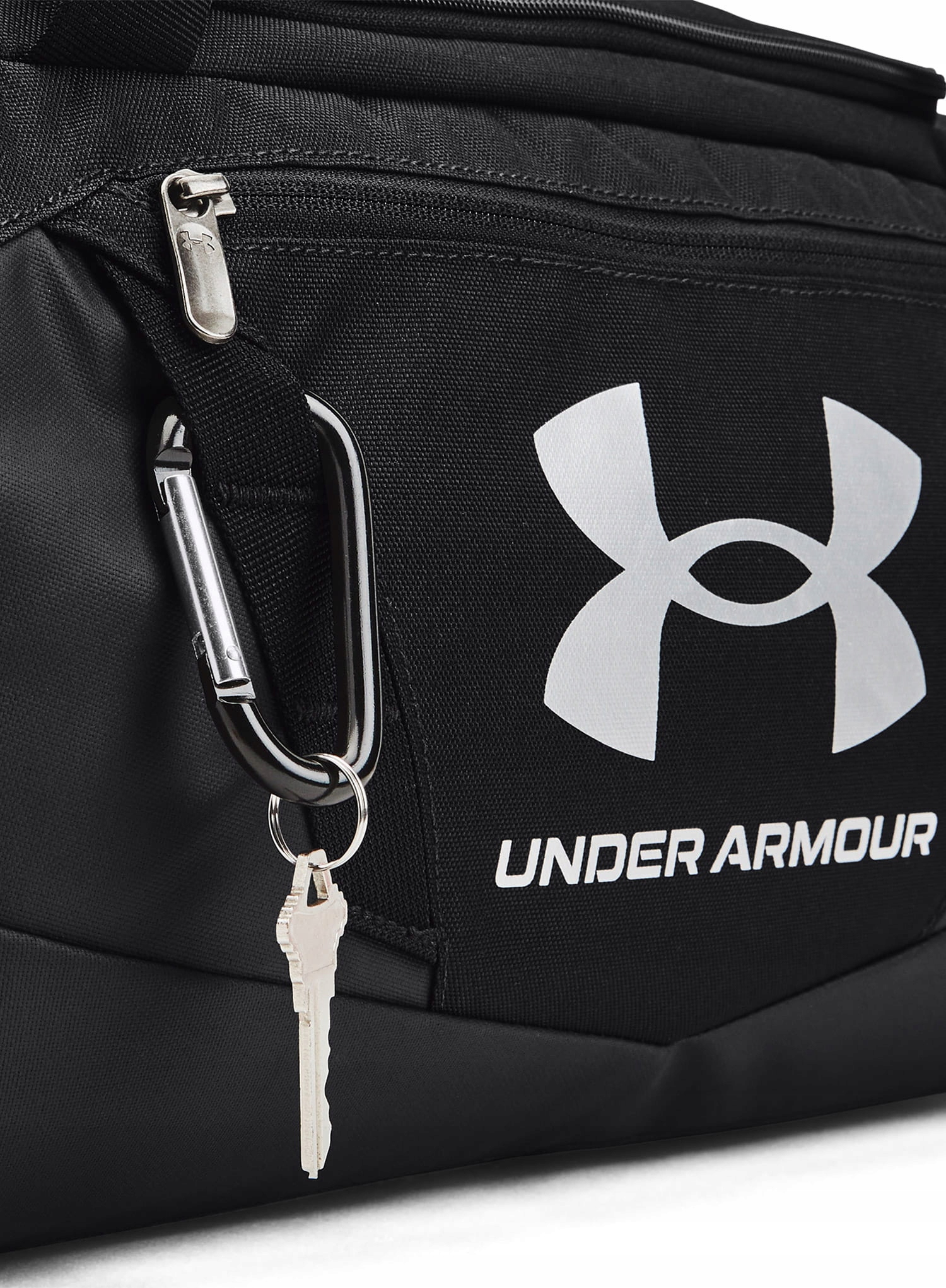 Torba Under Armour sportowa treningowa 23 litry XS Model 1369221-001