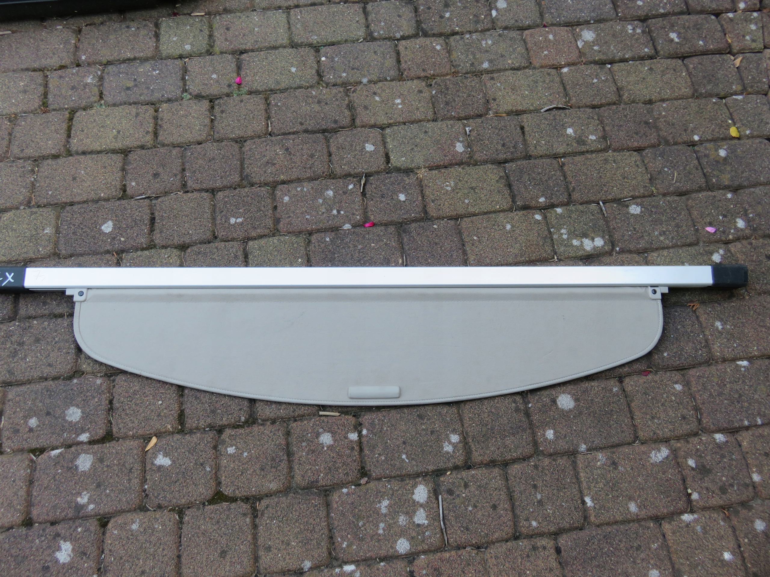 mazda CX7 ролета багажника 06-12R