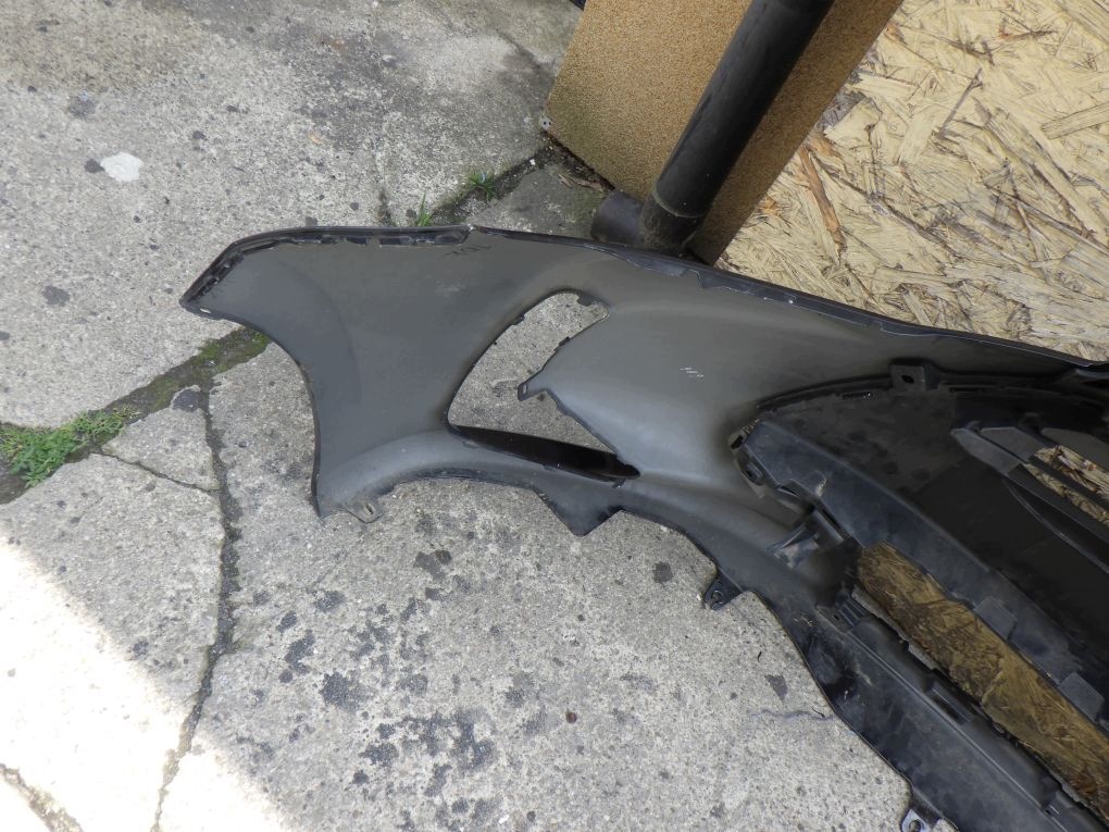 TOYOTA YARIS 4 IV P21 2020- front bumper