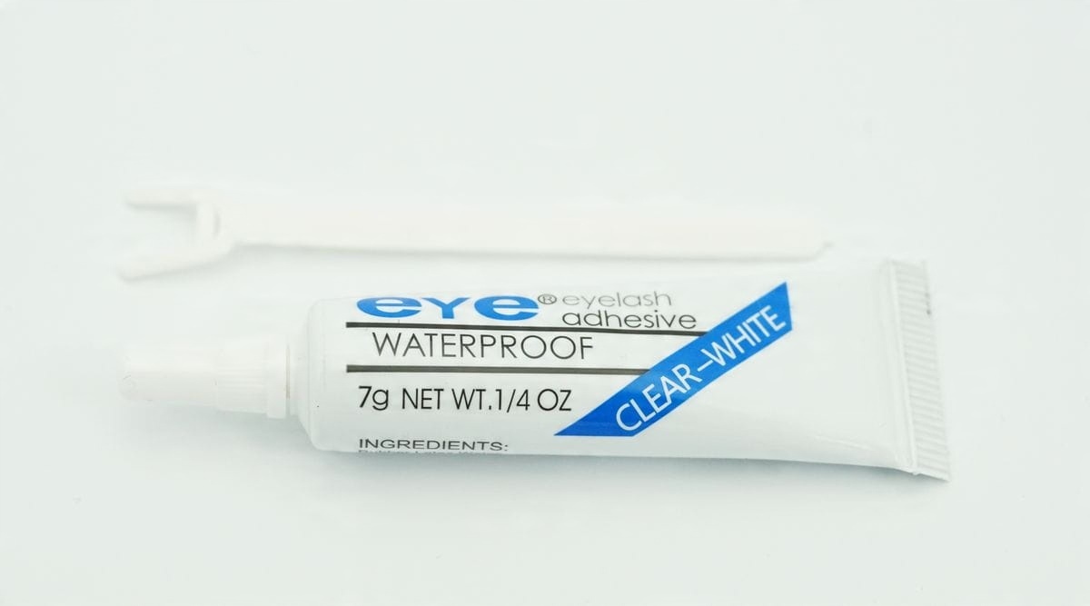 

Klej Do Rzęs 7g Clear White Mleczny #418-03