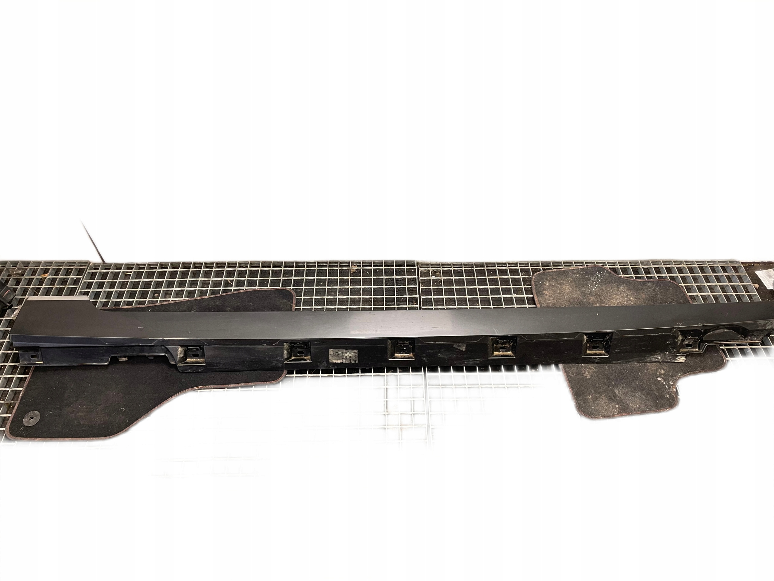 VW PASSAT B8 moulding threshold right 3G0853858F LB7R