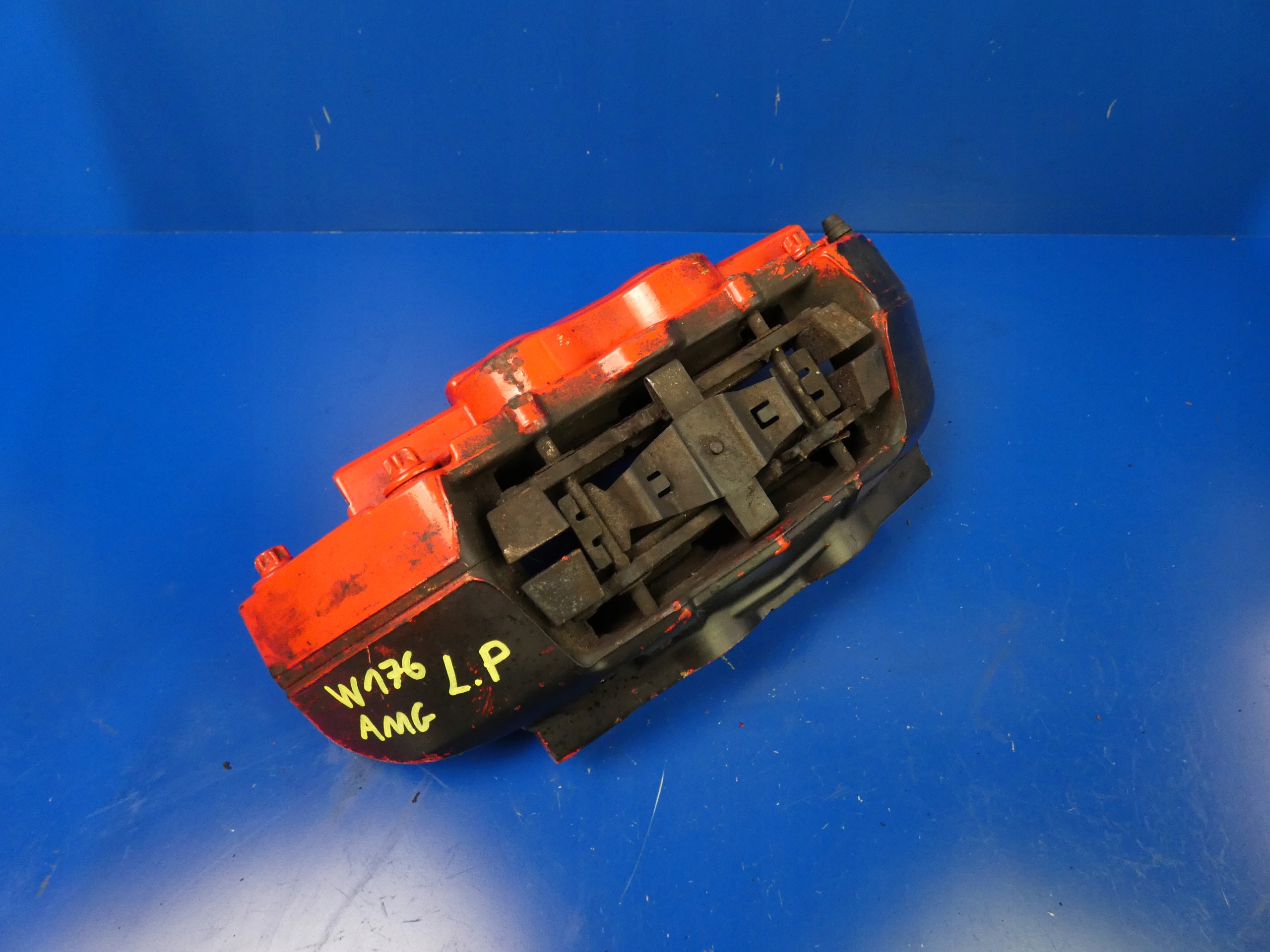 A W176 W117 A45 AMG caliper brake left front