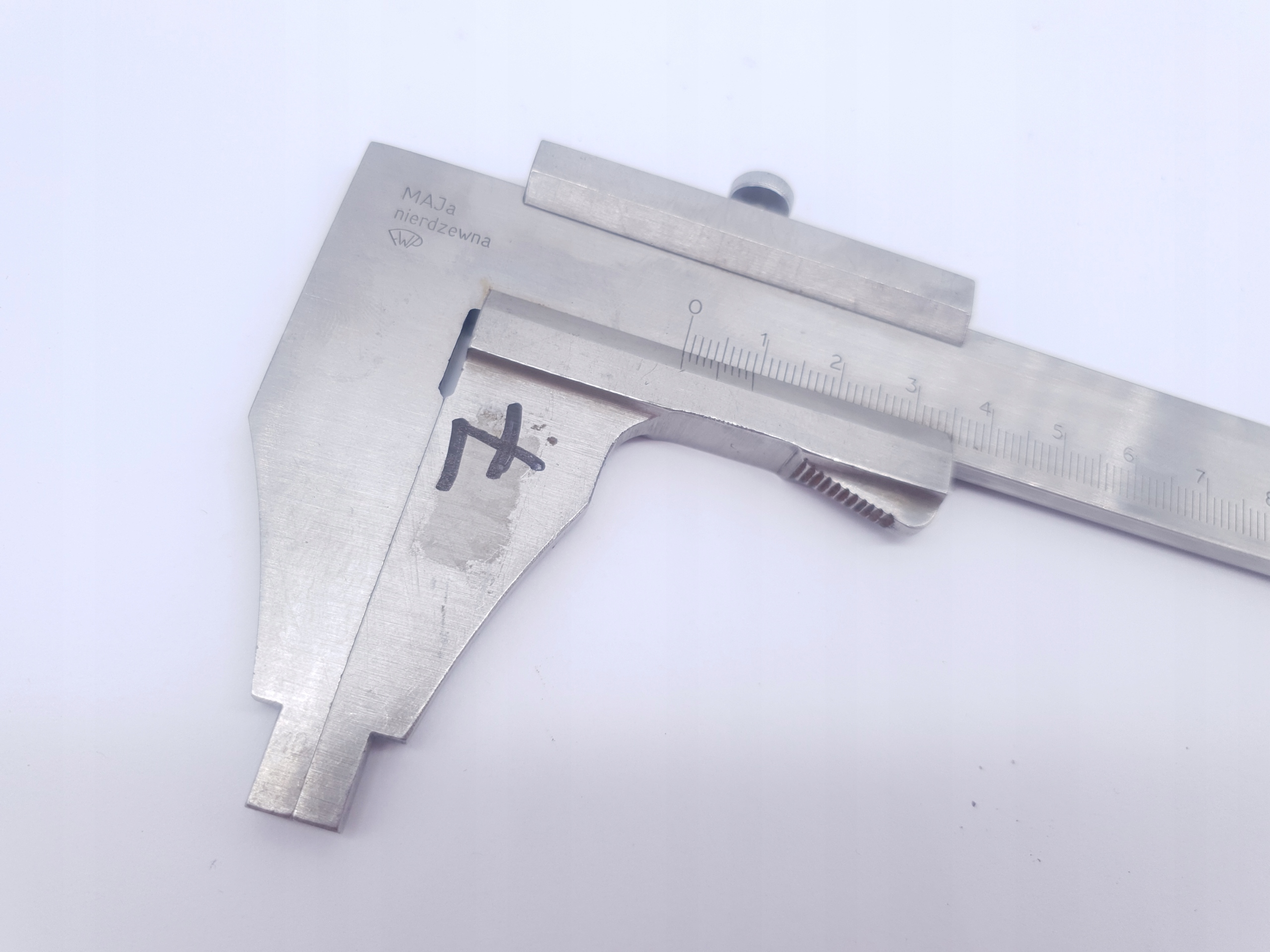 Suwmiarka 400 FWP 0,05 mm ze stali nierdzewnej EAN (GTIN) 5905815035061