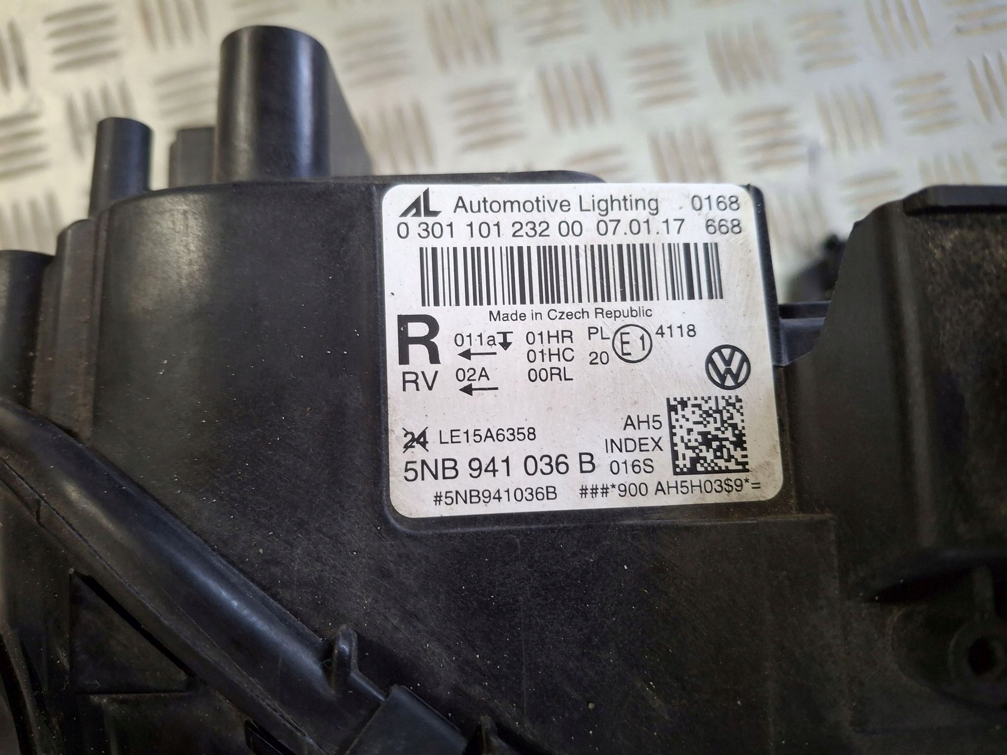 light right front FULL LED VW TIGUAN II 2015R->