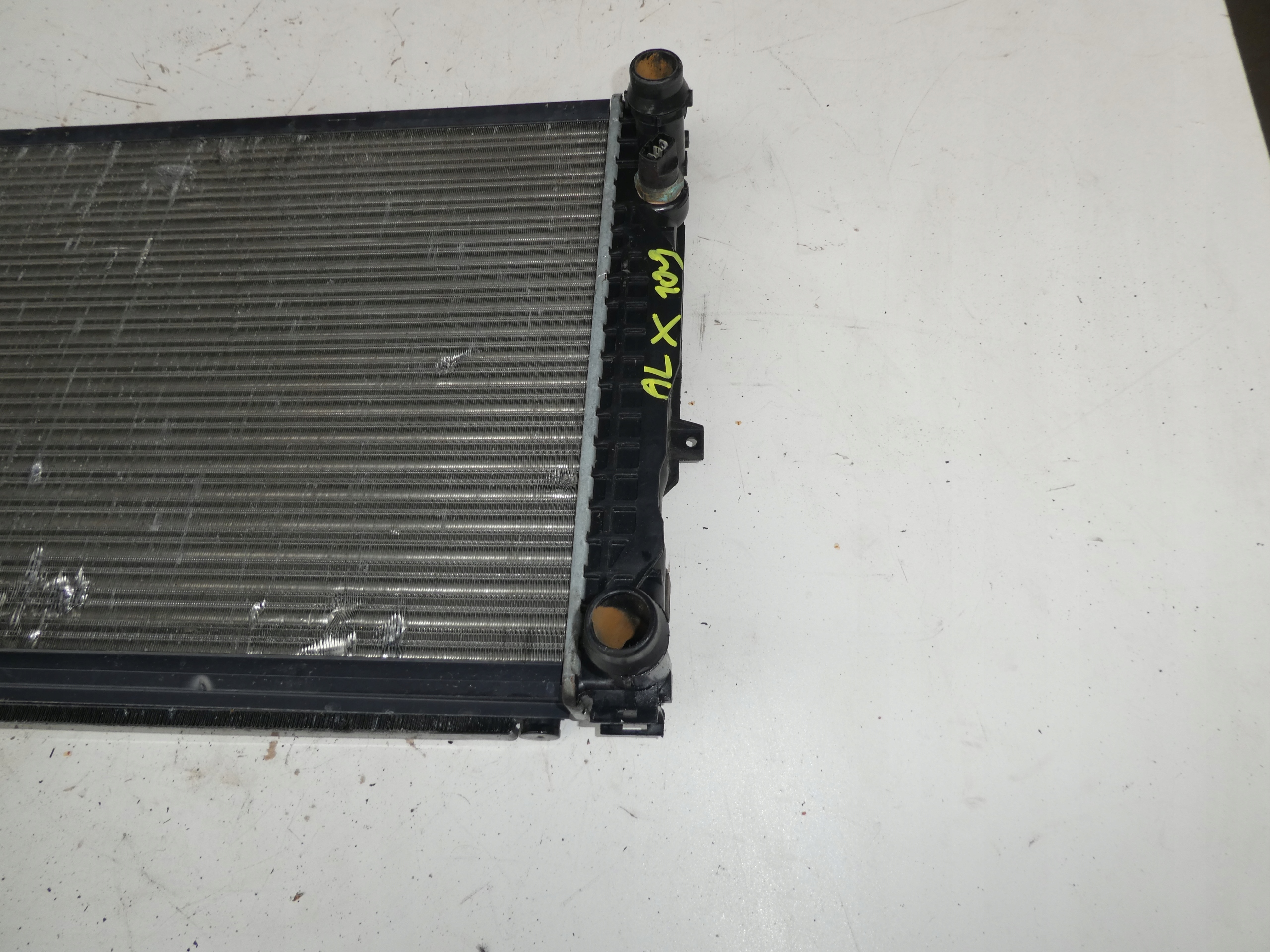 KOMPLET CHLODNIC PASSAT B5 8D0260401G