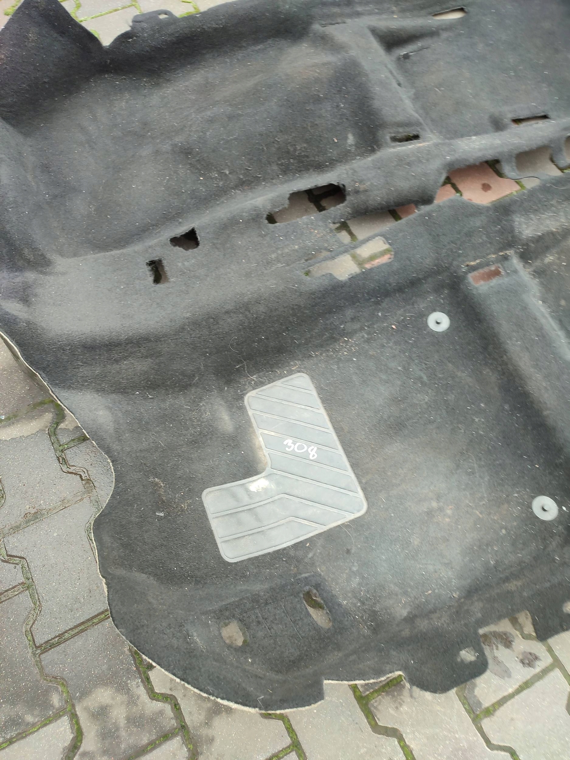 Peugeot 308 2019 mats floor front