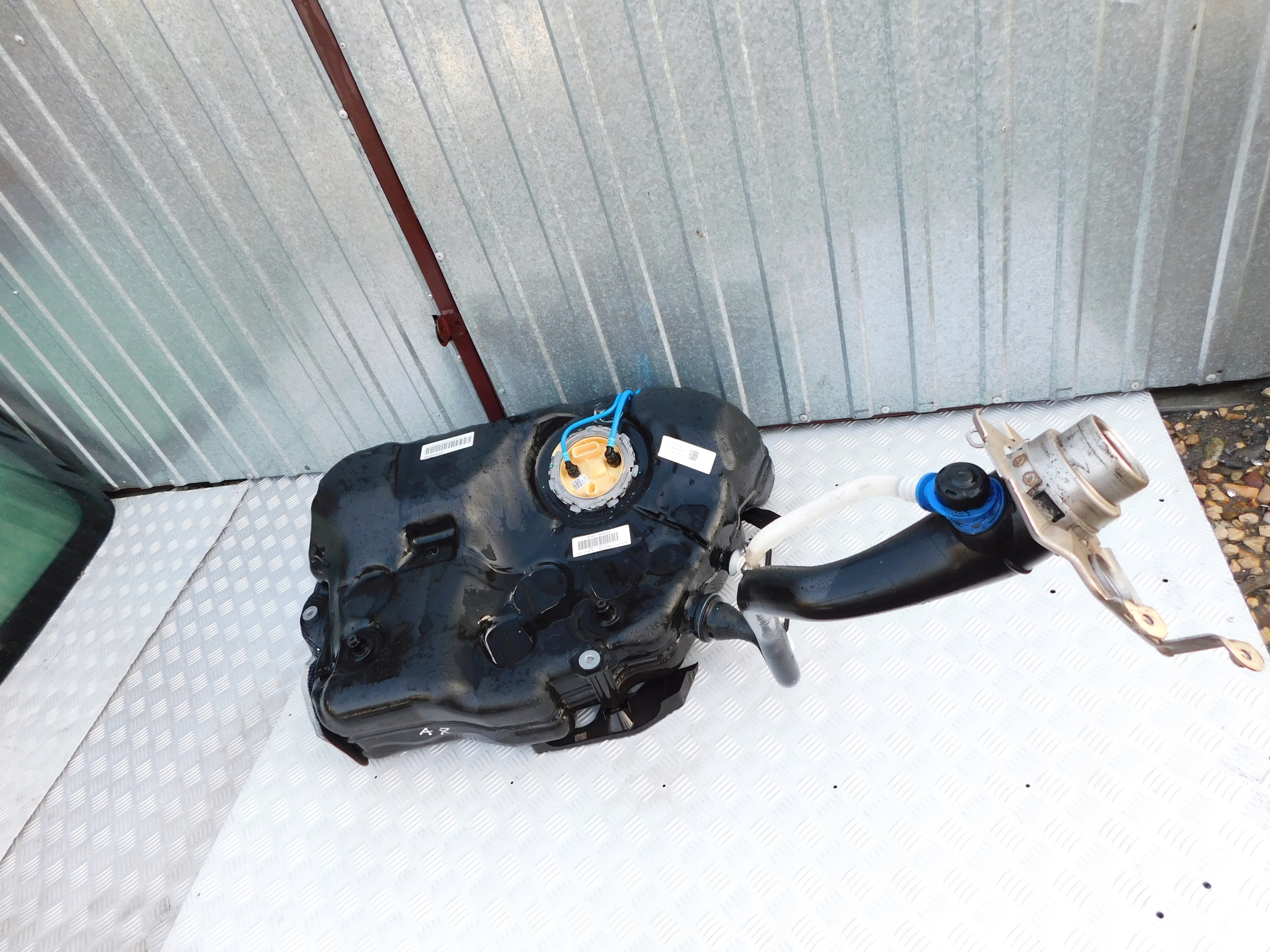 AUDI A4 A5 Behälter Tankklappe komplet Original OEM