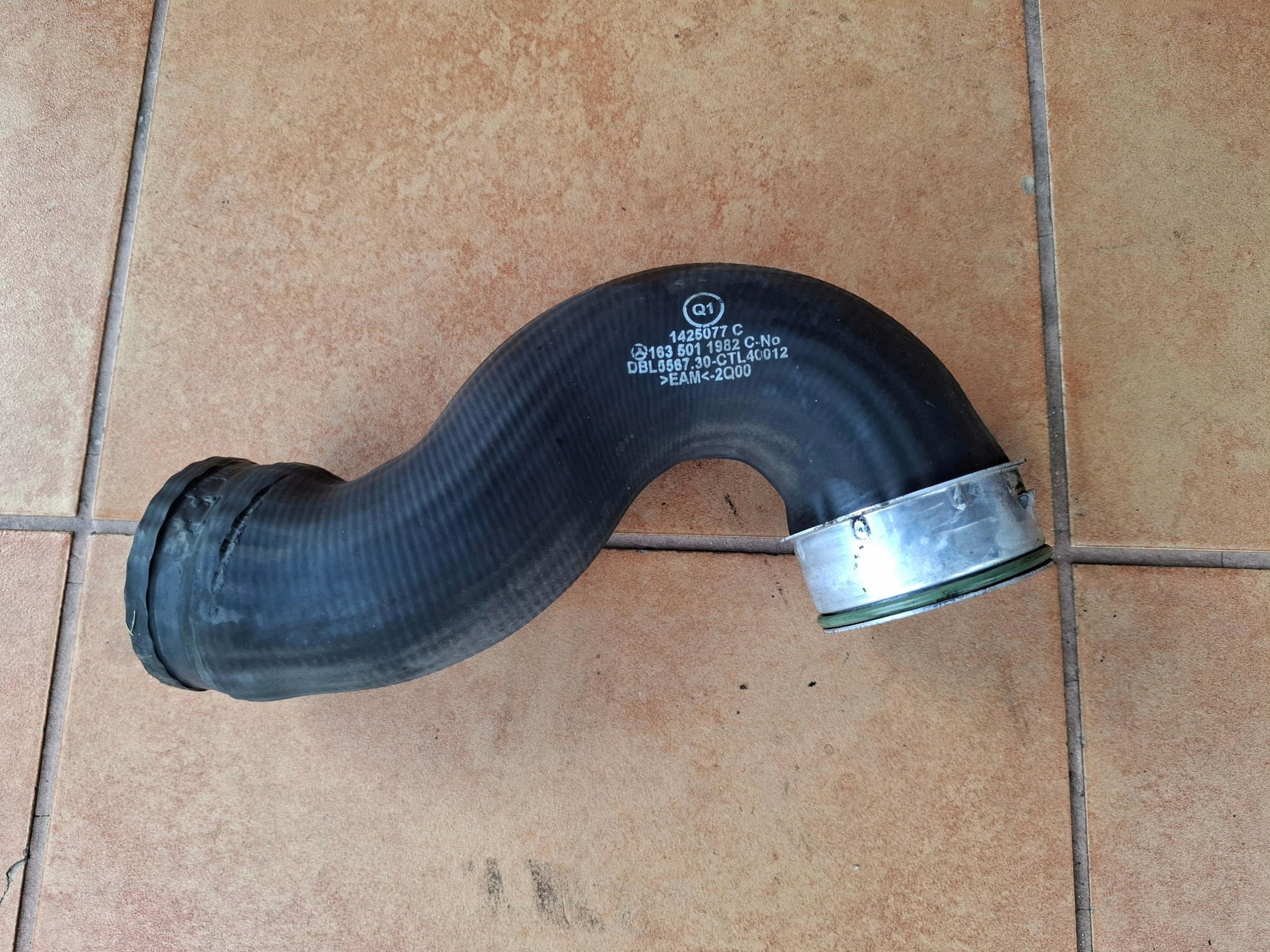 Schlauch luft MERCEDES W163 2,7 CDI 1635011982