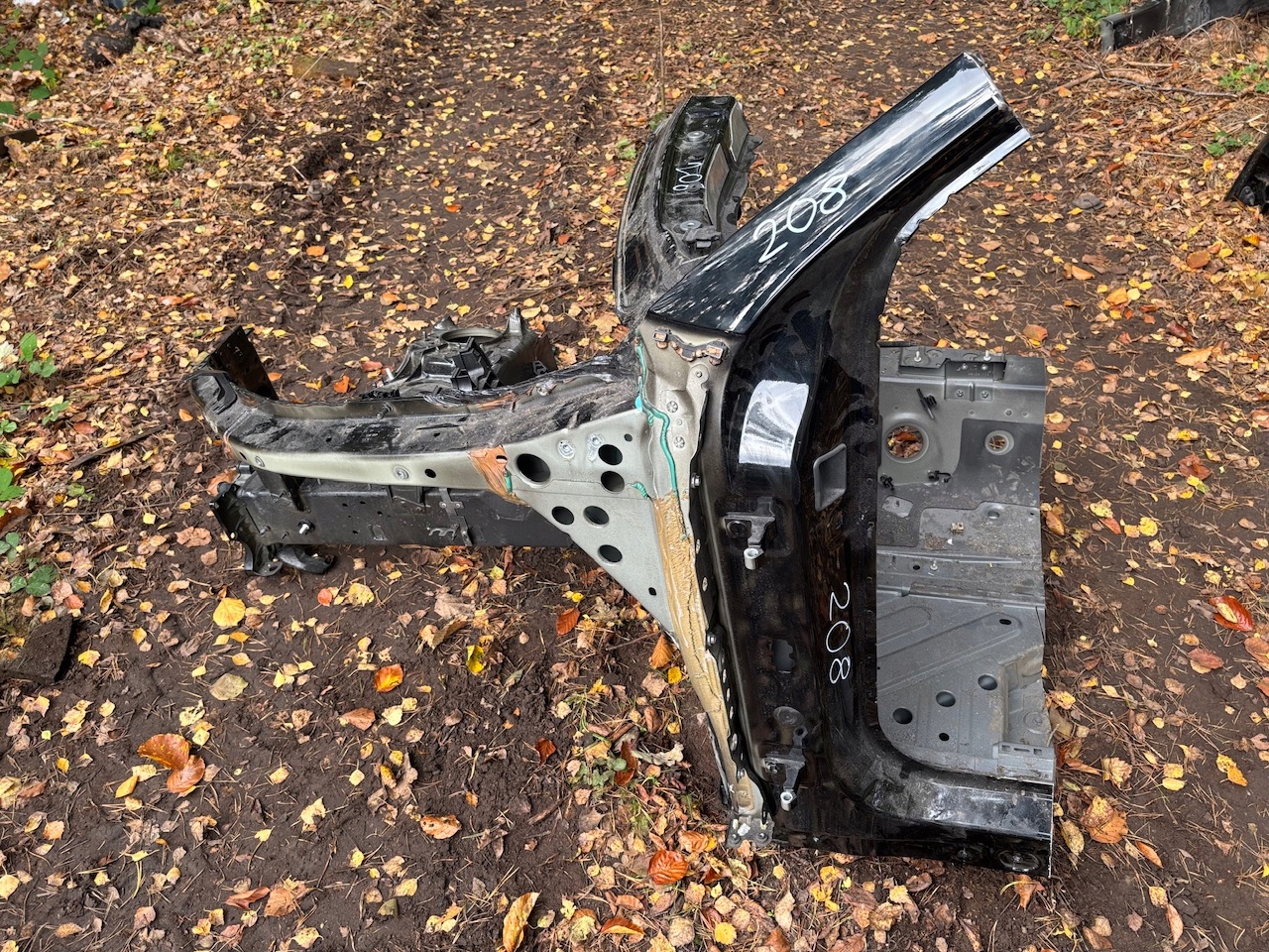 IDEALNA quarter front front left PORSCHE CAYENNE 9Y 1