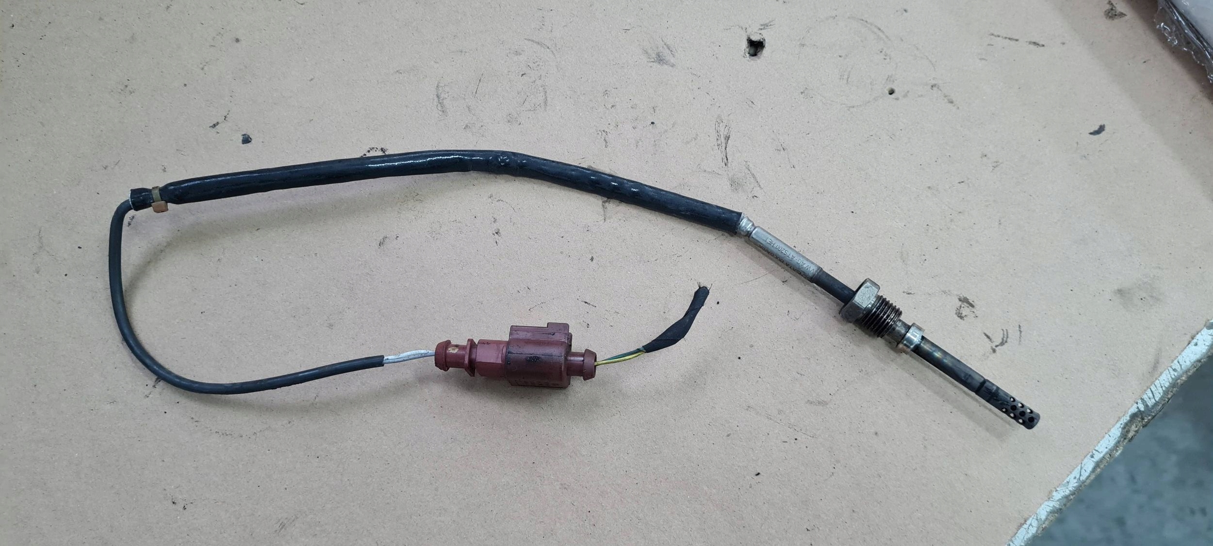 A7 4G Sensor TEMPERATURY Gase 3.0 TDI 8K0906088 A6 C7 4G A4 B8 A5 Q5