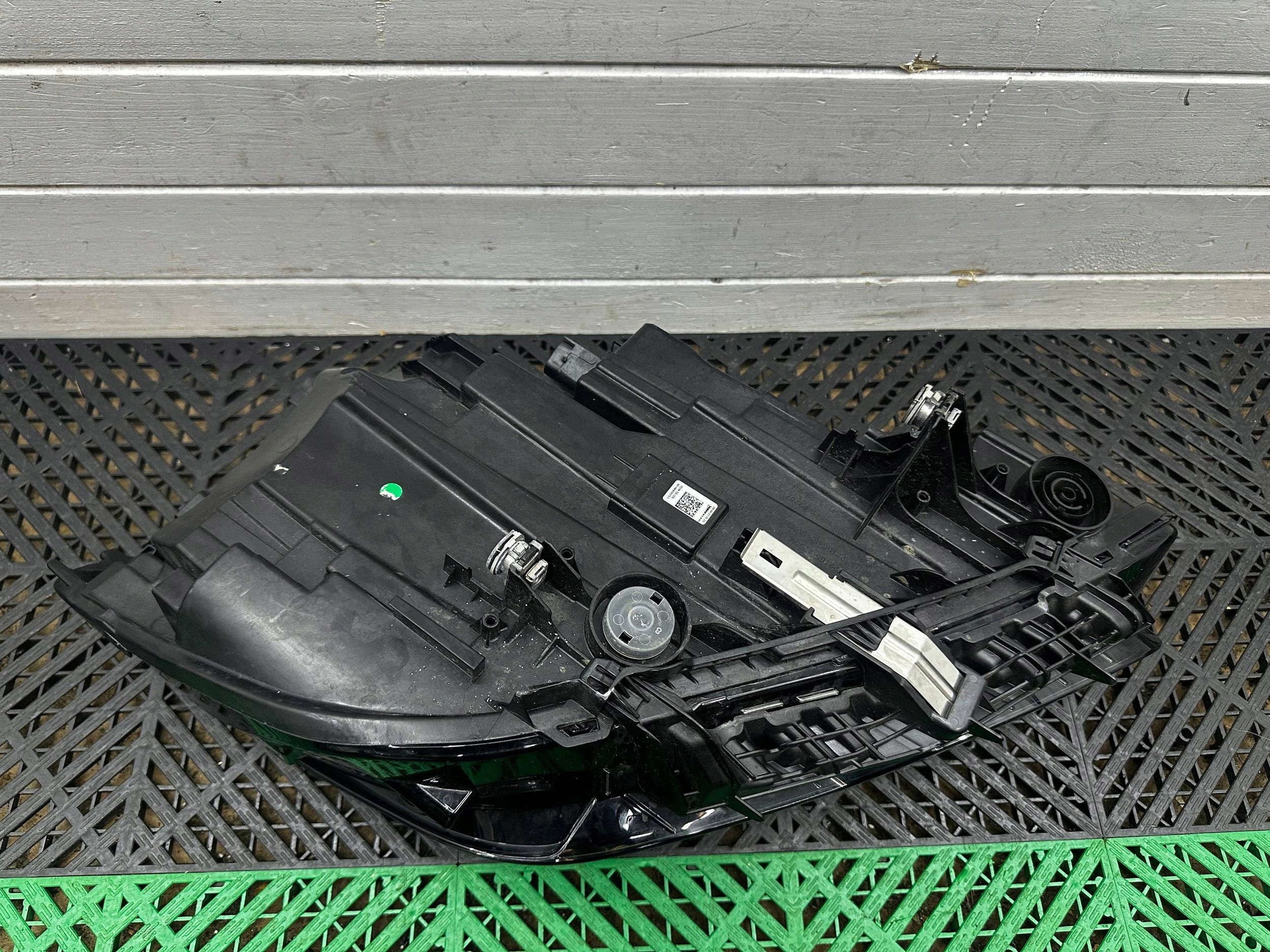 light front side left BMW 2 F44 ADAPTIVE LED 9478455