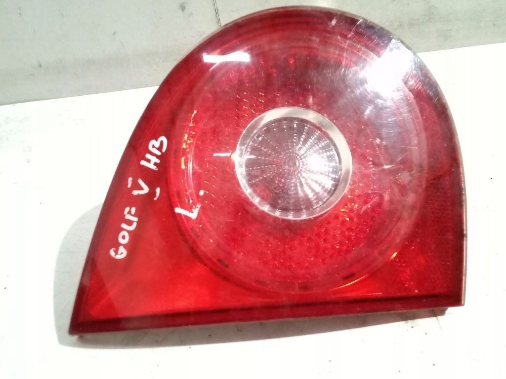 VW Golf V 5 HB 5D light left rear part to the bonnet