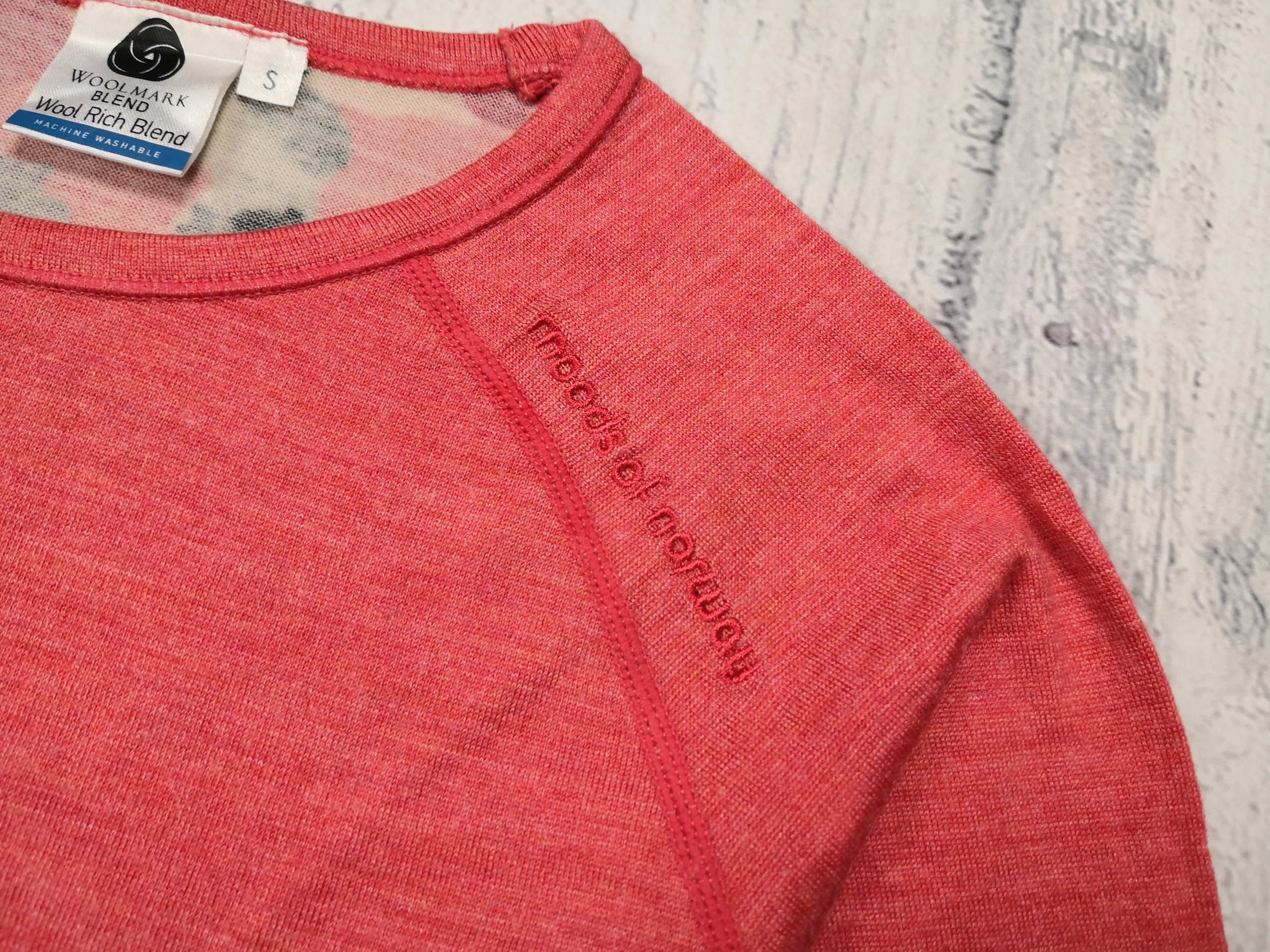 MOODS OF NORWAY DAMSKA KOSZULKA WEŁNIANA WEŁNA MERINO S DWUWARSTWOWA Rozmiar S