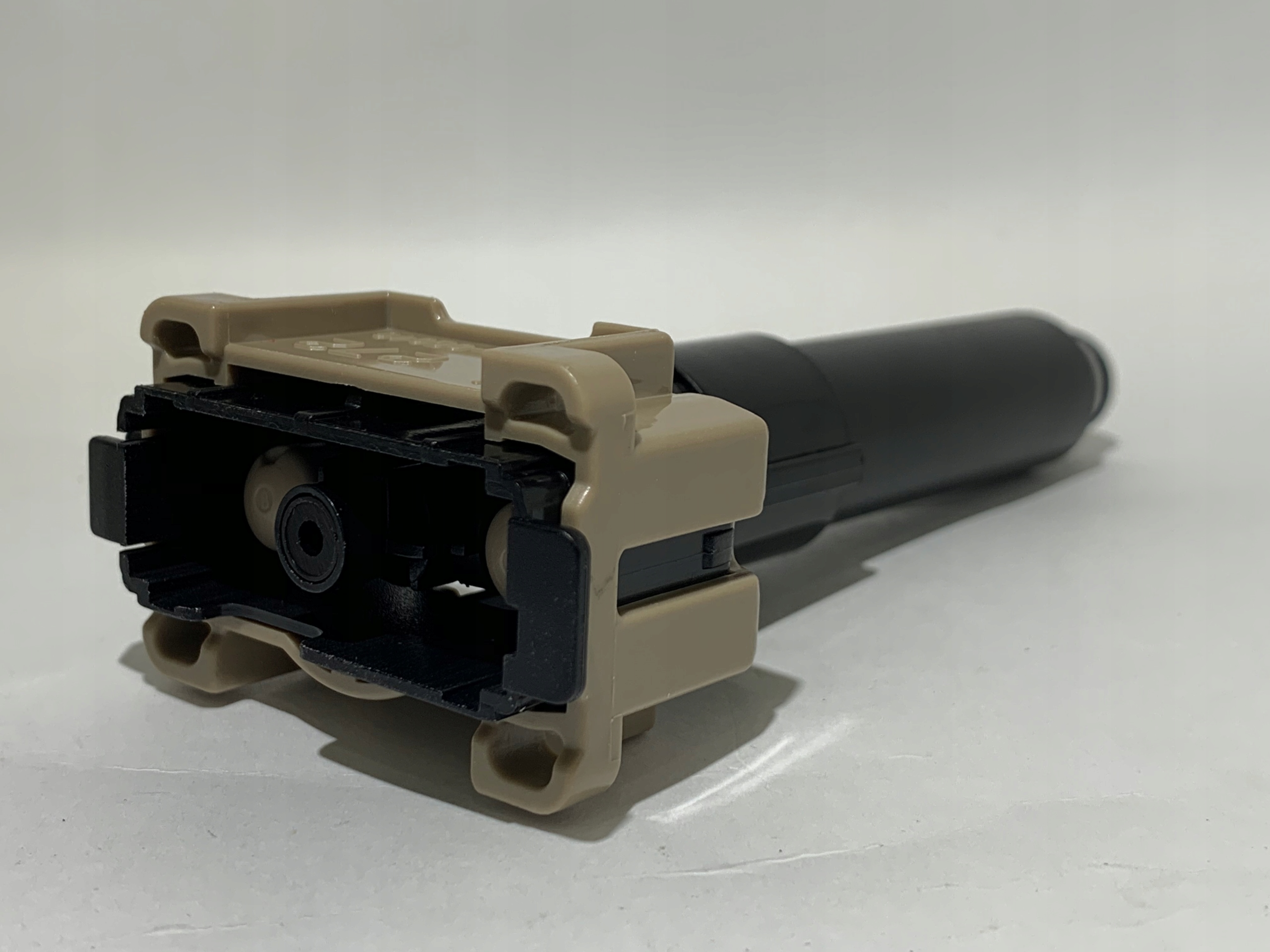 LAND CRUISER PRADO J150 17- SPRYSKIWACZ REFLEKTORA