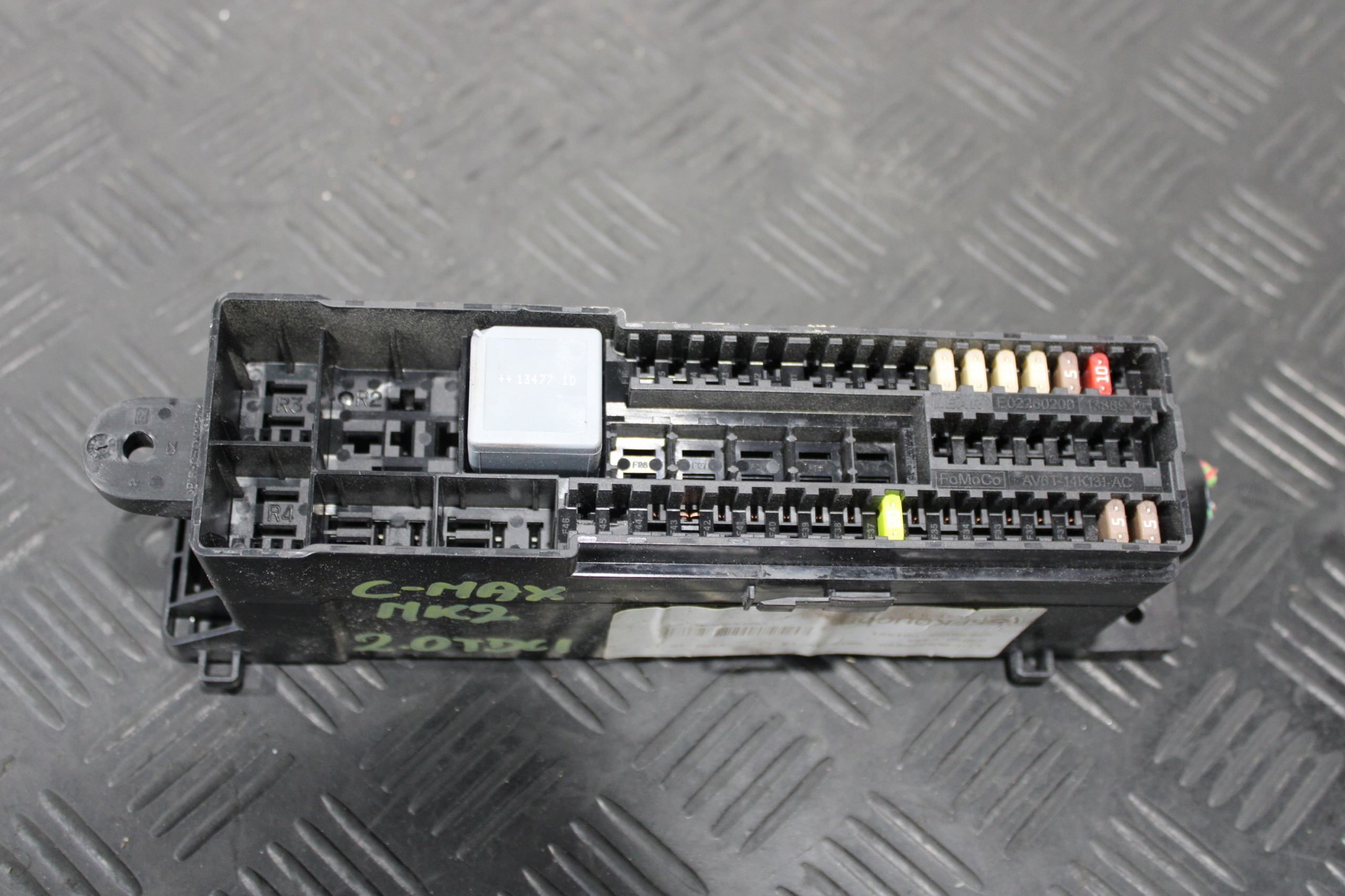 Module fusibles FORD C-MAX MK2 AV6T-14K131-AC