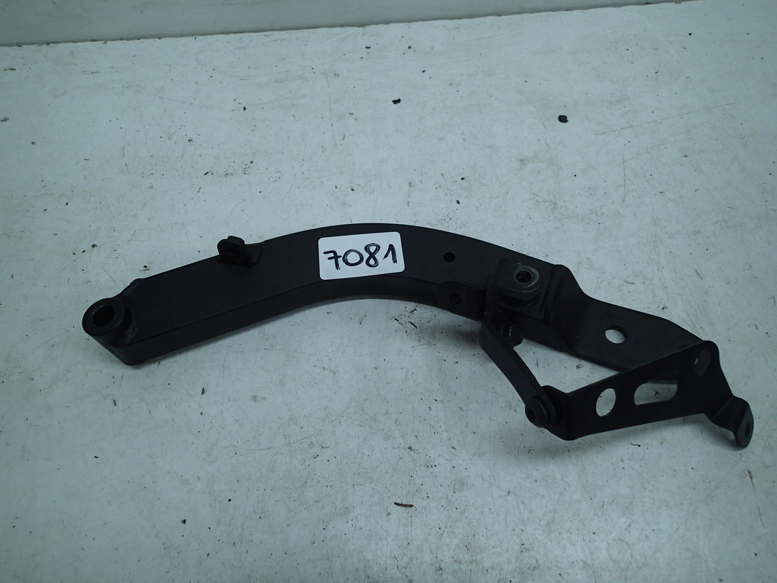 Kawasaki Z1000 14 + крепление рамы / лапы/стойки