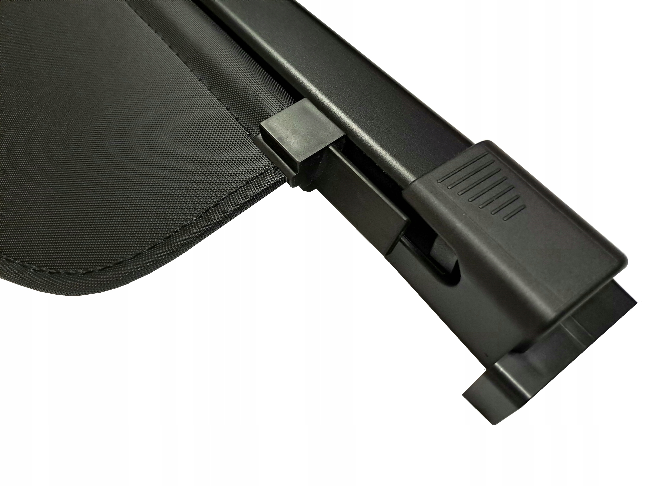 ROLETA BAGAŻNIKA VOLVO XC60 II 2017+ NOWA! Producent części Lastilo