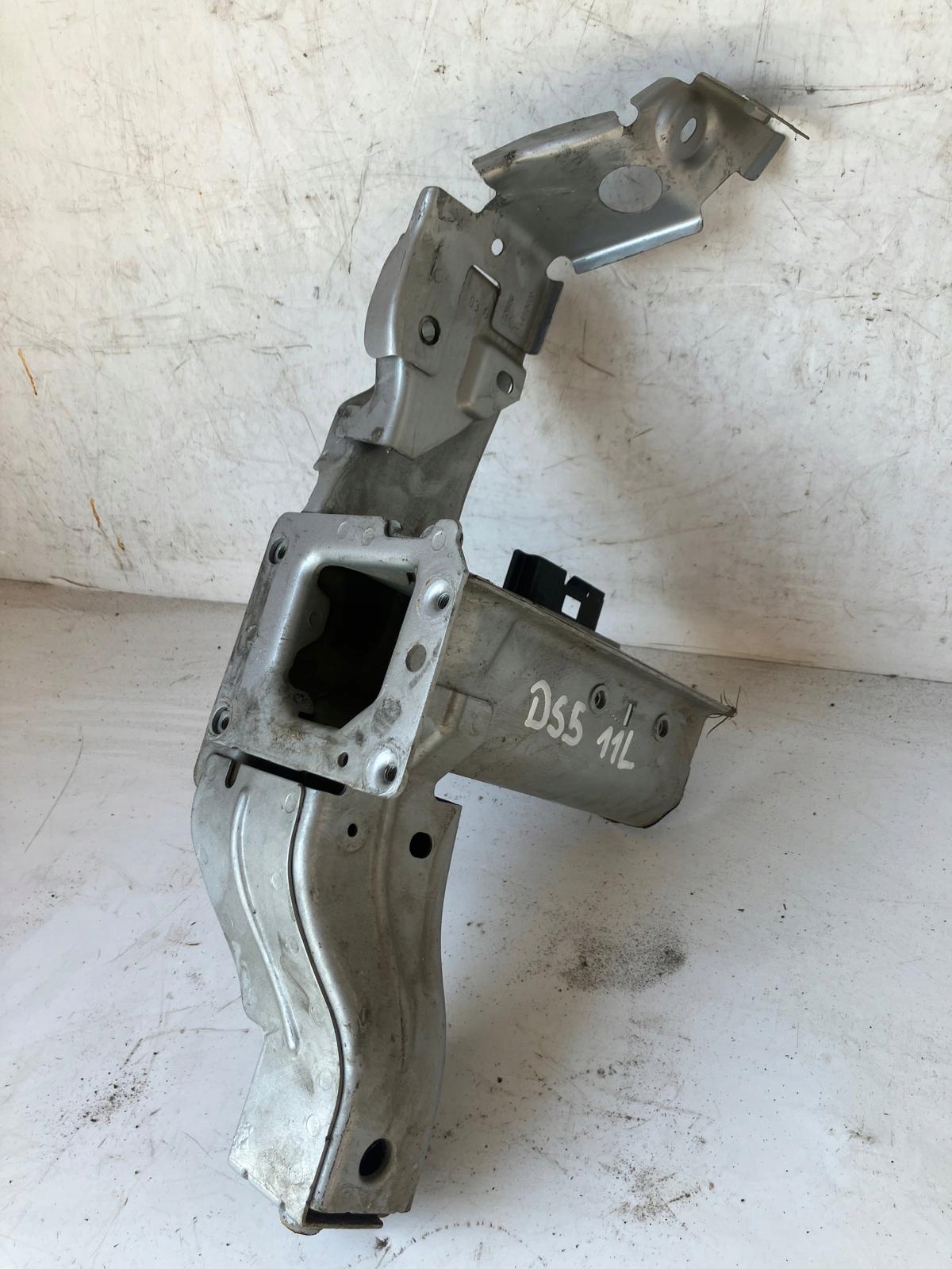 quarter holder supports quarter CITROEN DS5 left front
