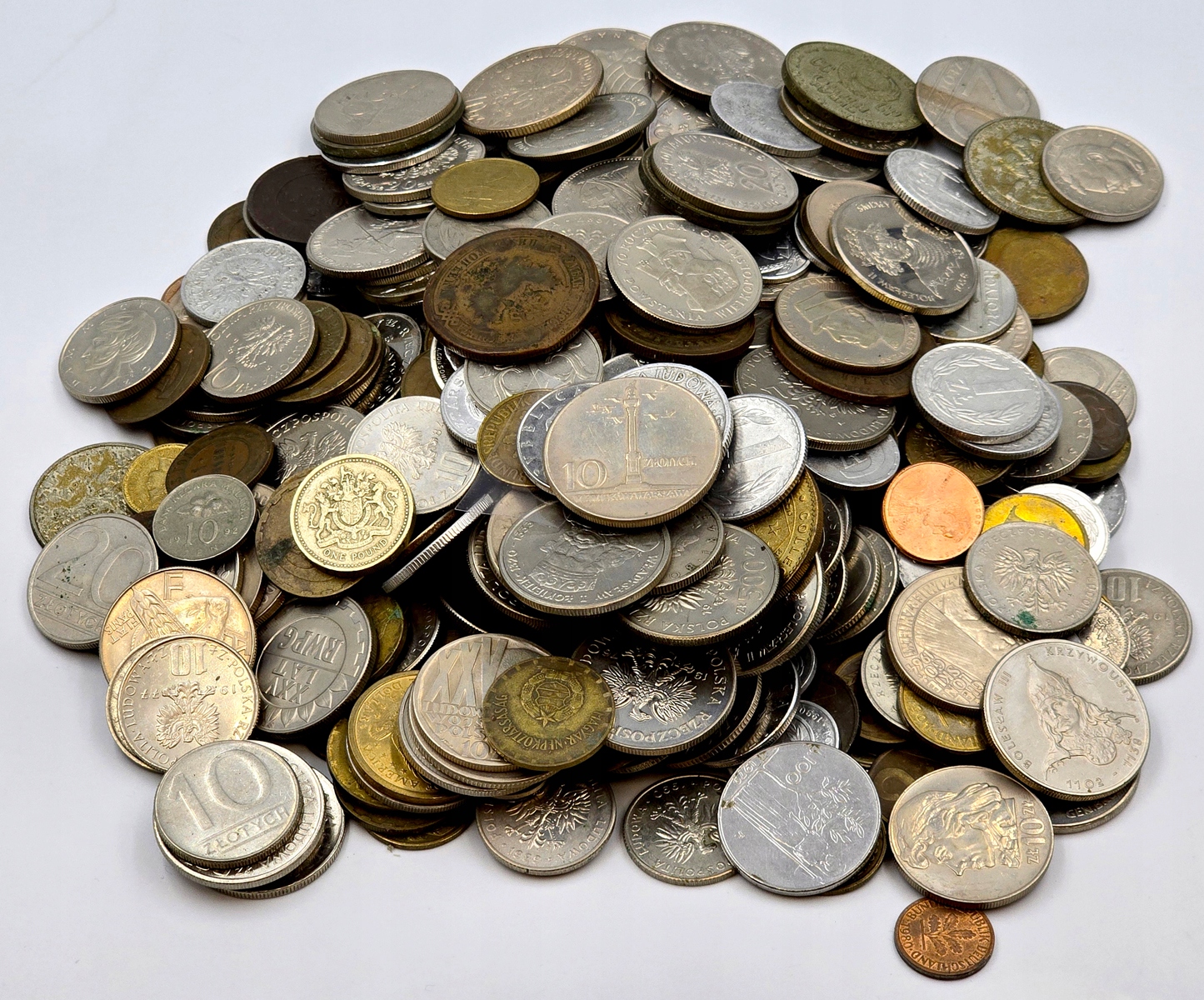 Świat. Zestaw monet – 2 kg