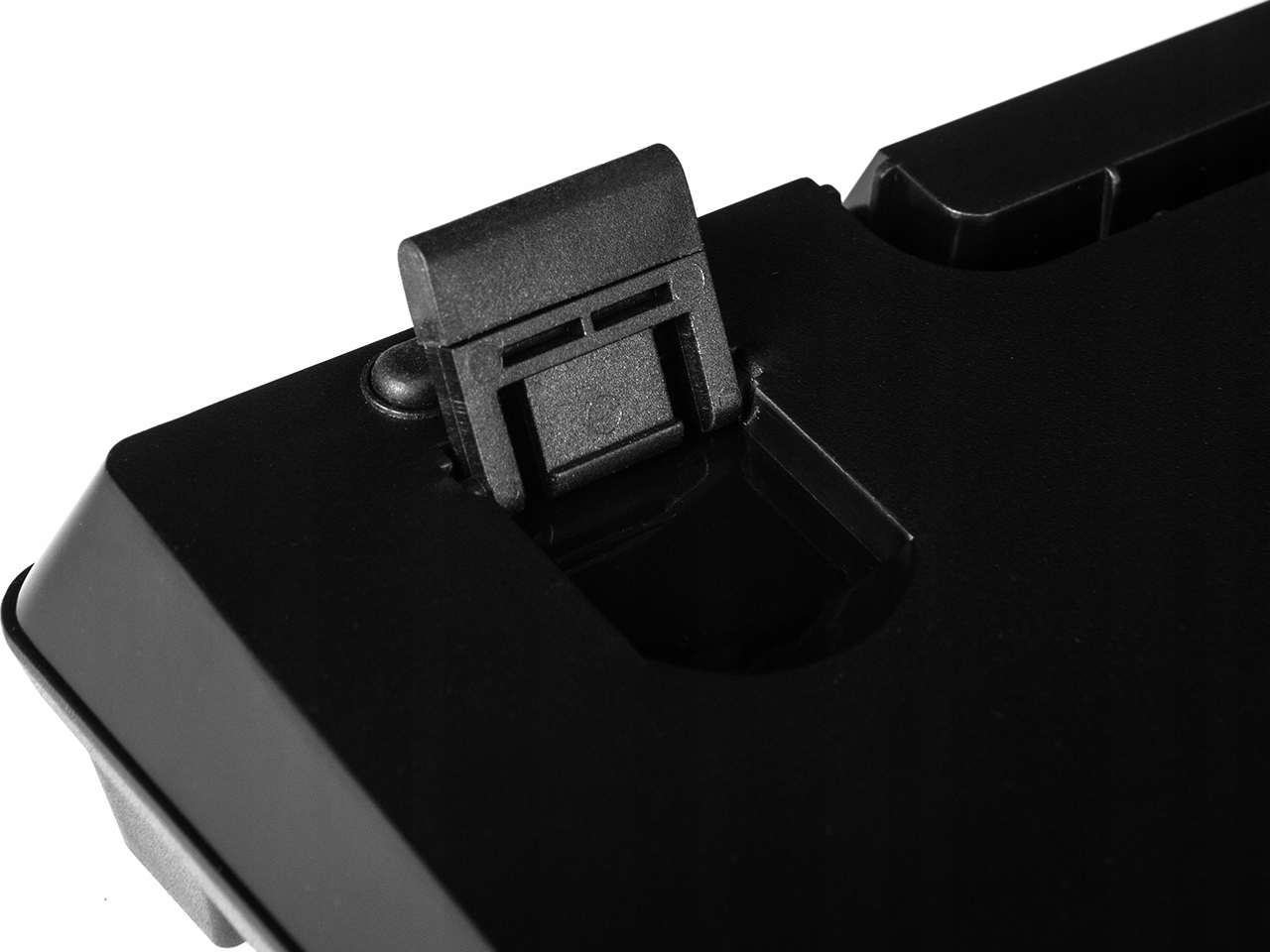 KLAWIATURA MECHANICZNA MODECOM VOLCANO RGB + PODSTAWKA NA TELEFON GRATIS Typ przełącznika Outemu Brown