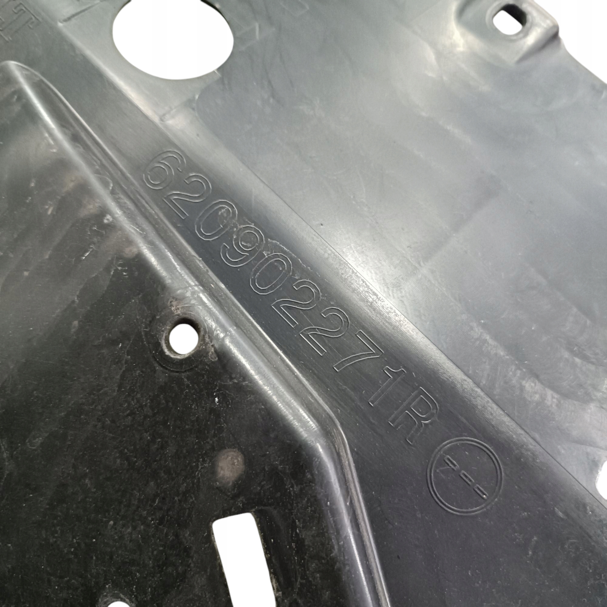 Renault Captur RJB Kühlergrill FRONTGRILL Kühlergitter 620902271R - Thumbnail 10