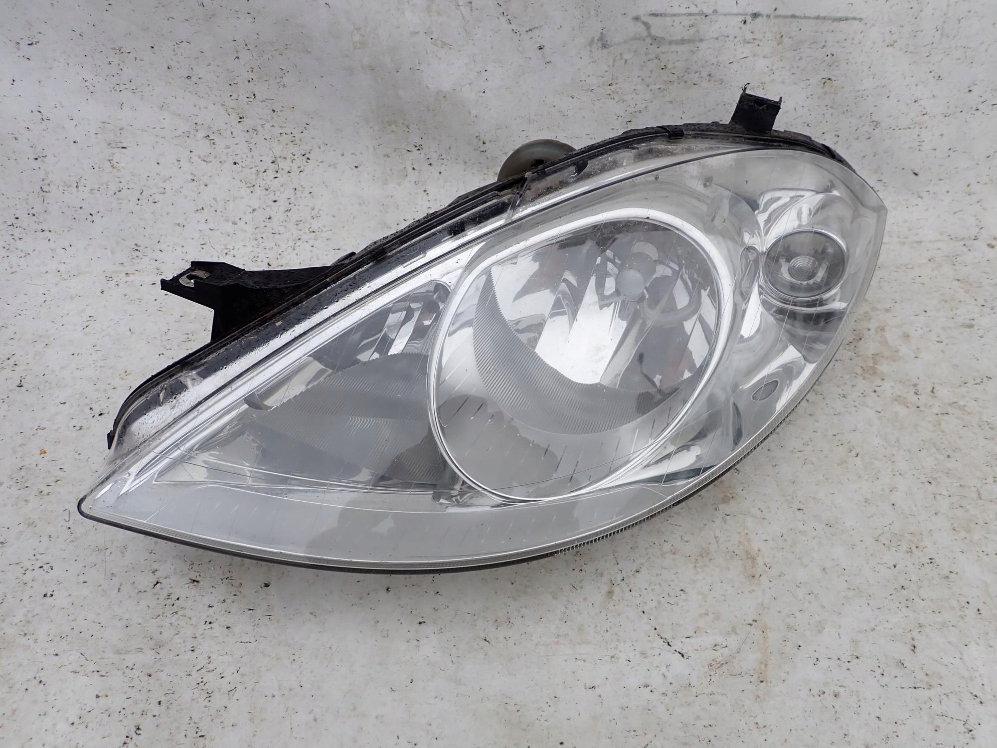 MERCEDES A-KLASA II 2 W169 04-08 light front left