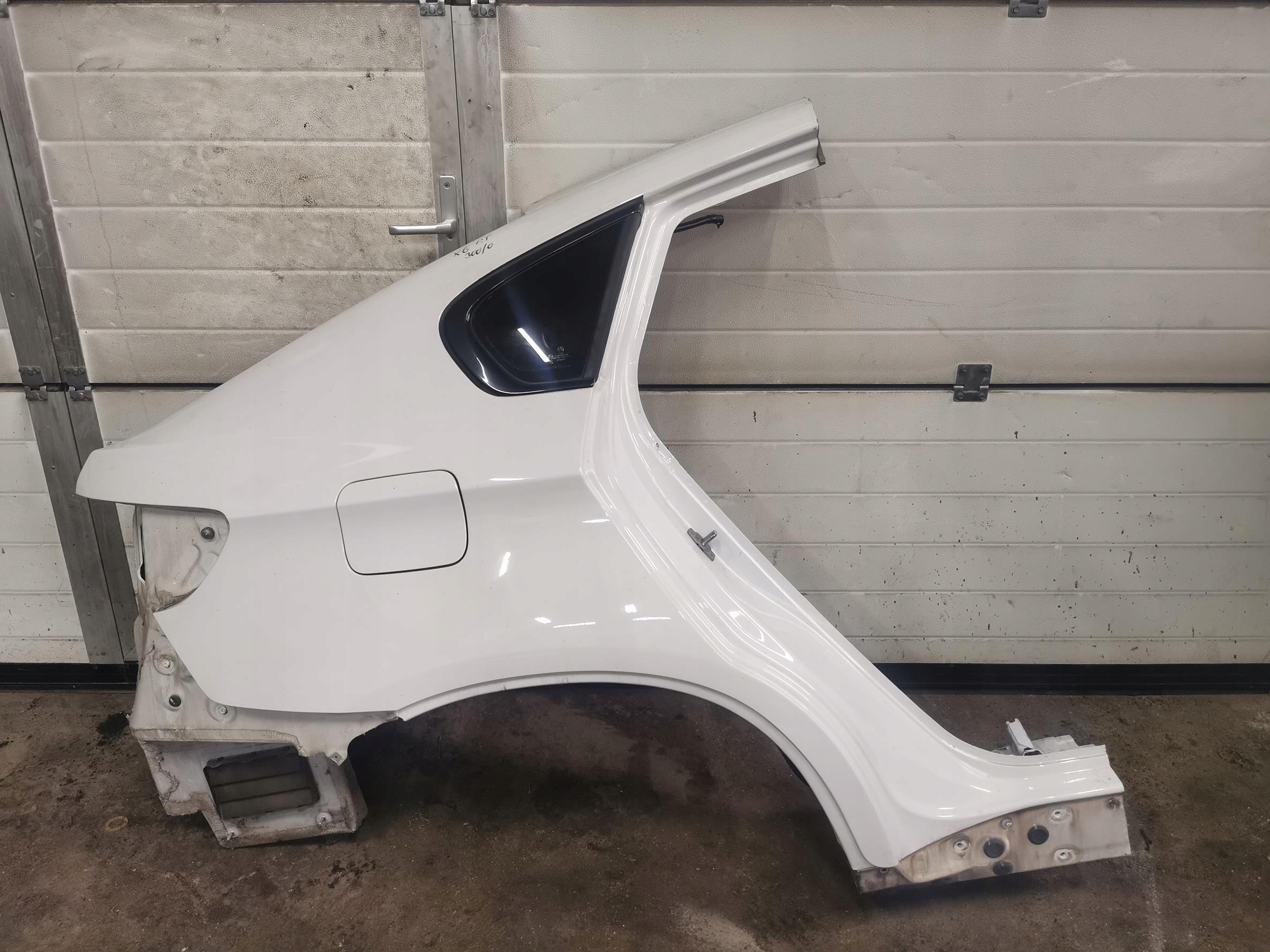 LONGHERONE parafango Destra posteriore BMW X6 E71 / LCI 300/0
