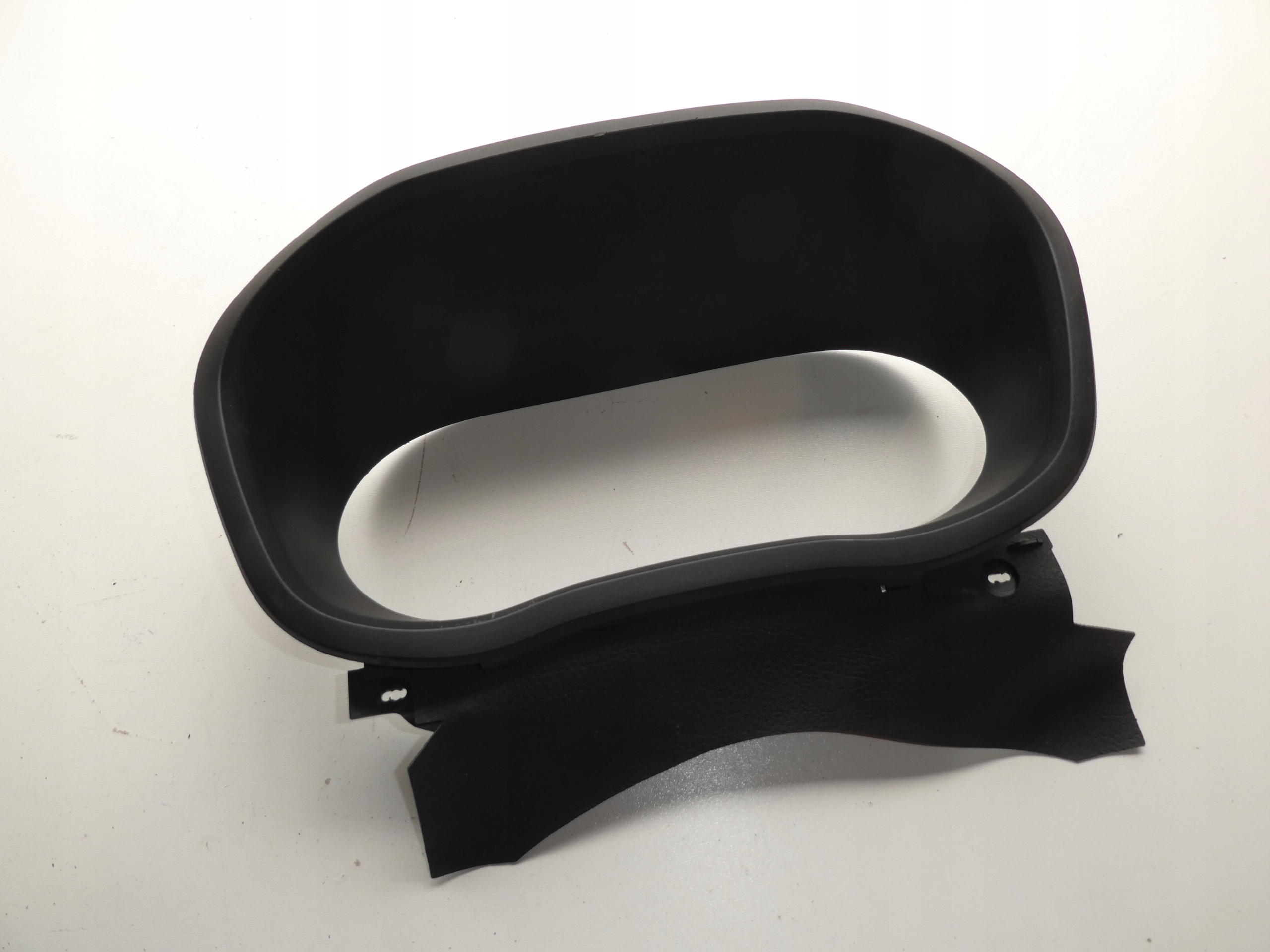 RÁM obal kryt budíku MASTER IV 681014127R