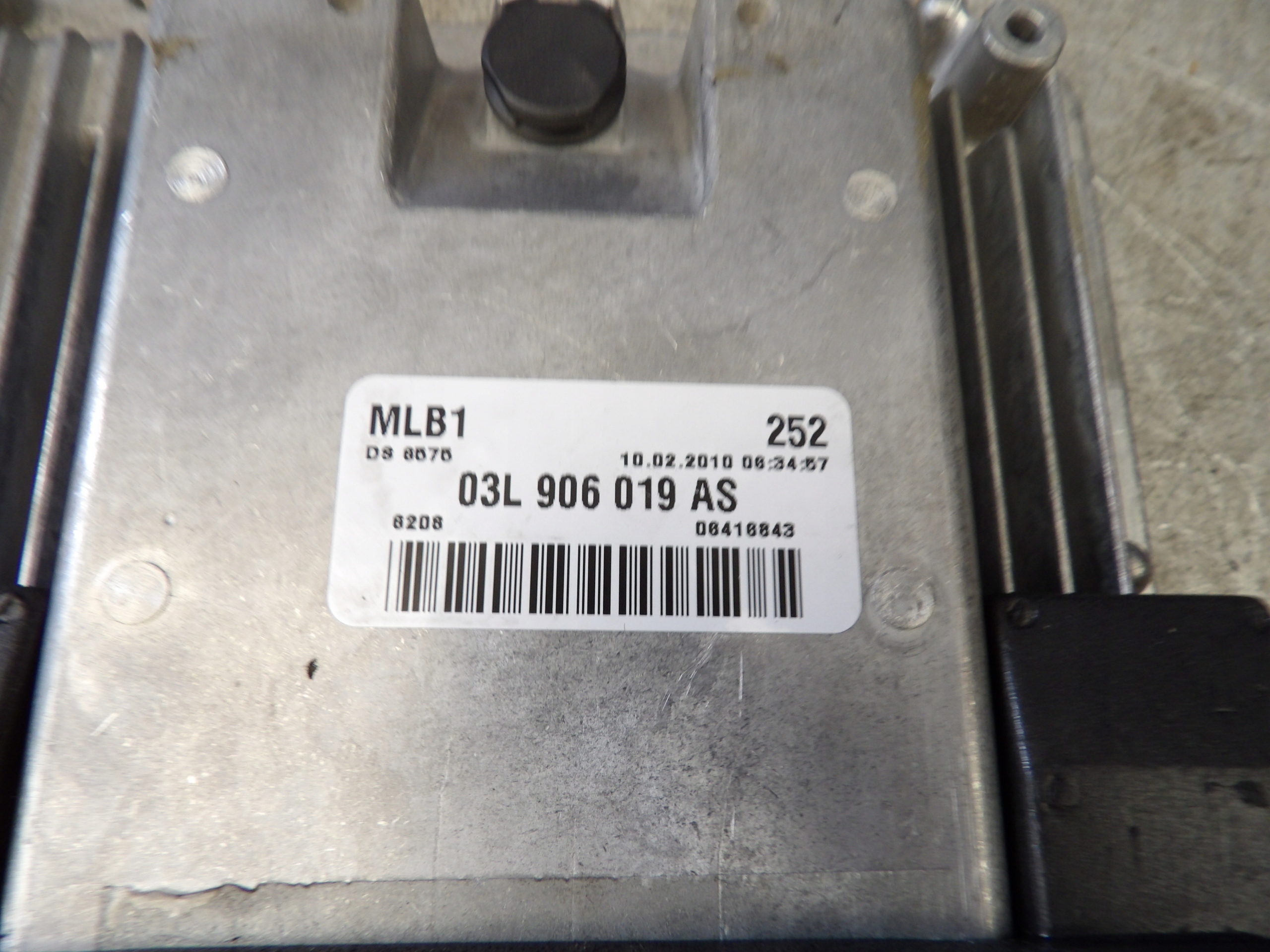 AUDI Q5 8R COMPUTER MOTORE 03L906019AS 8K0907352A