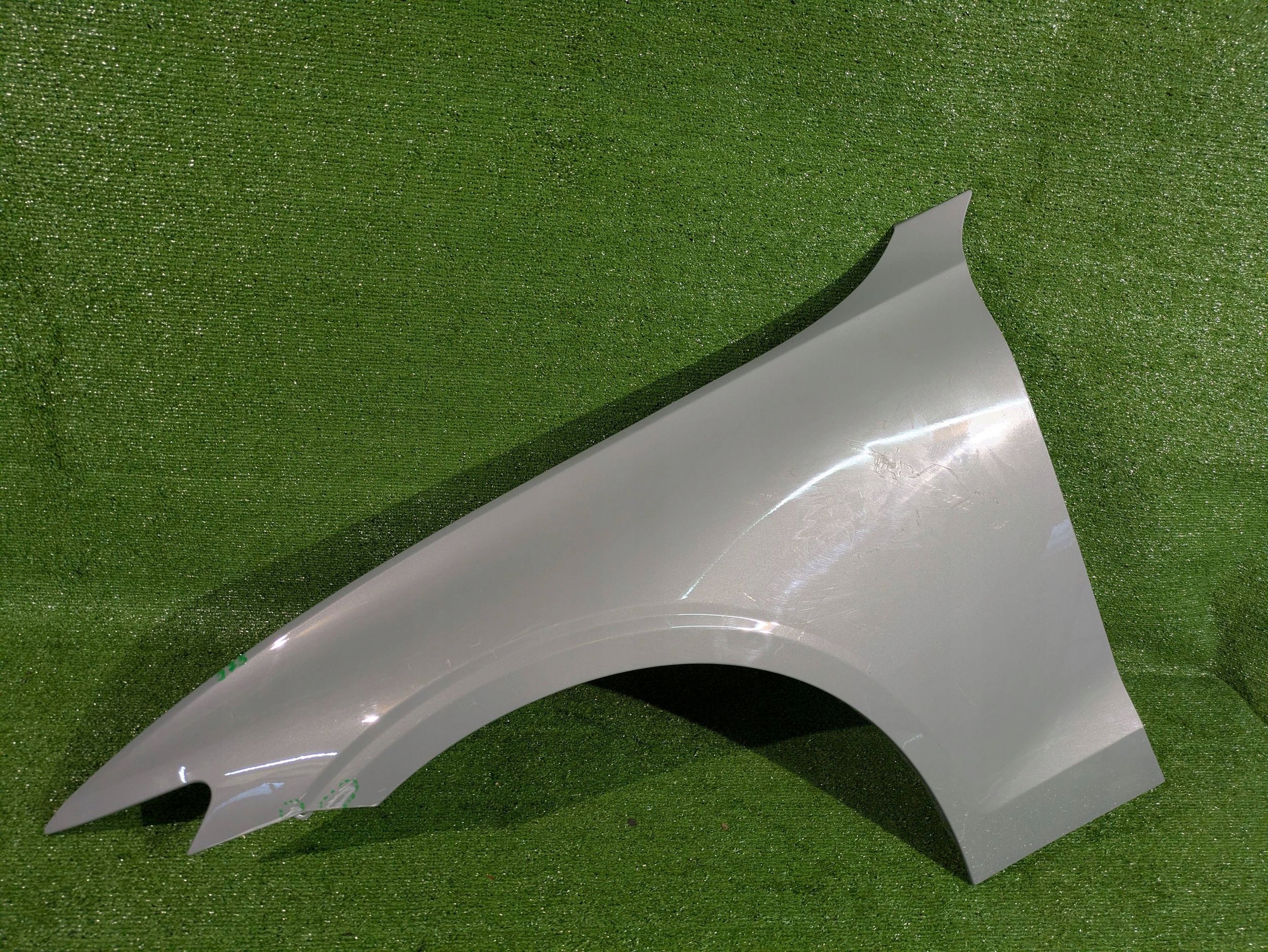 fender left front VOLVO S60 III V60 II 18- NR.275