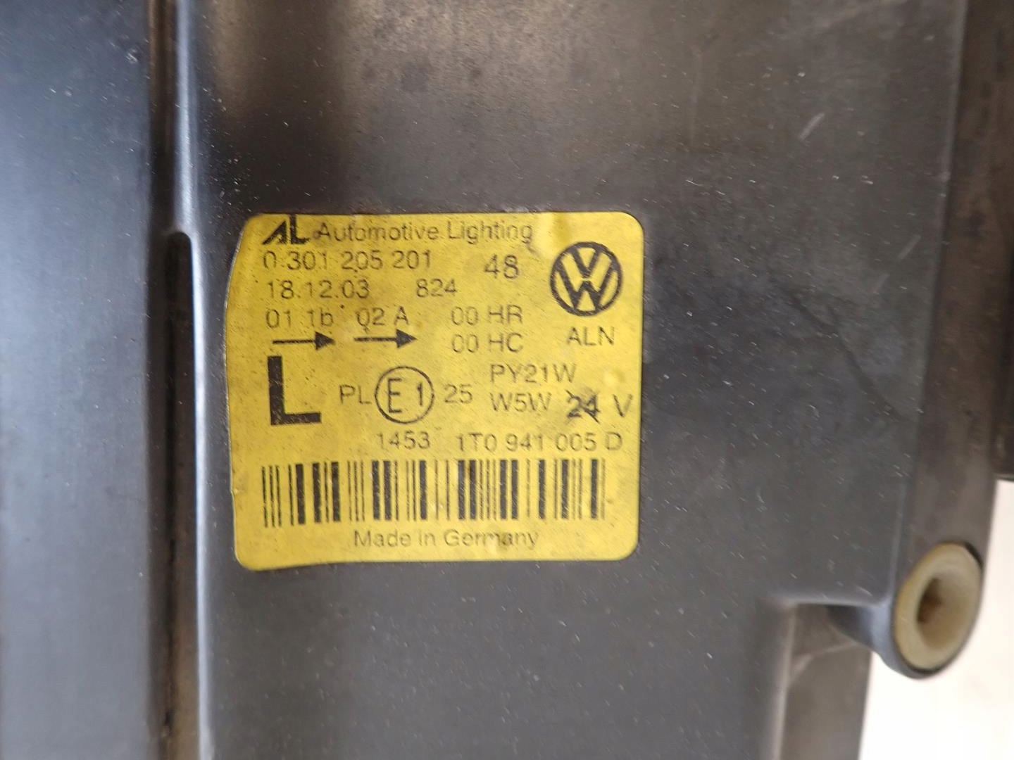 light front front left VW TOURAN 2003-2007 1T0941005D
