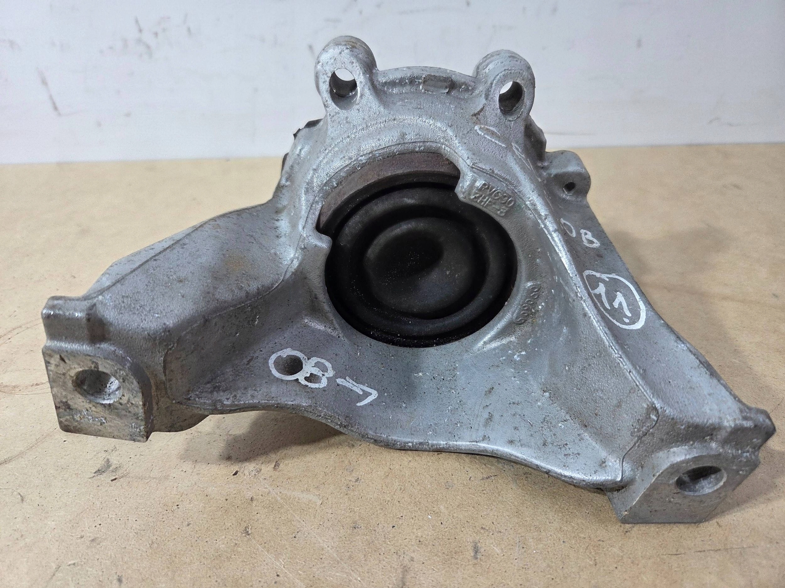 Honda CR-V III 2,0 B engine mount (11)