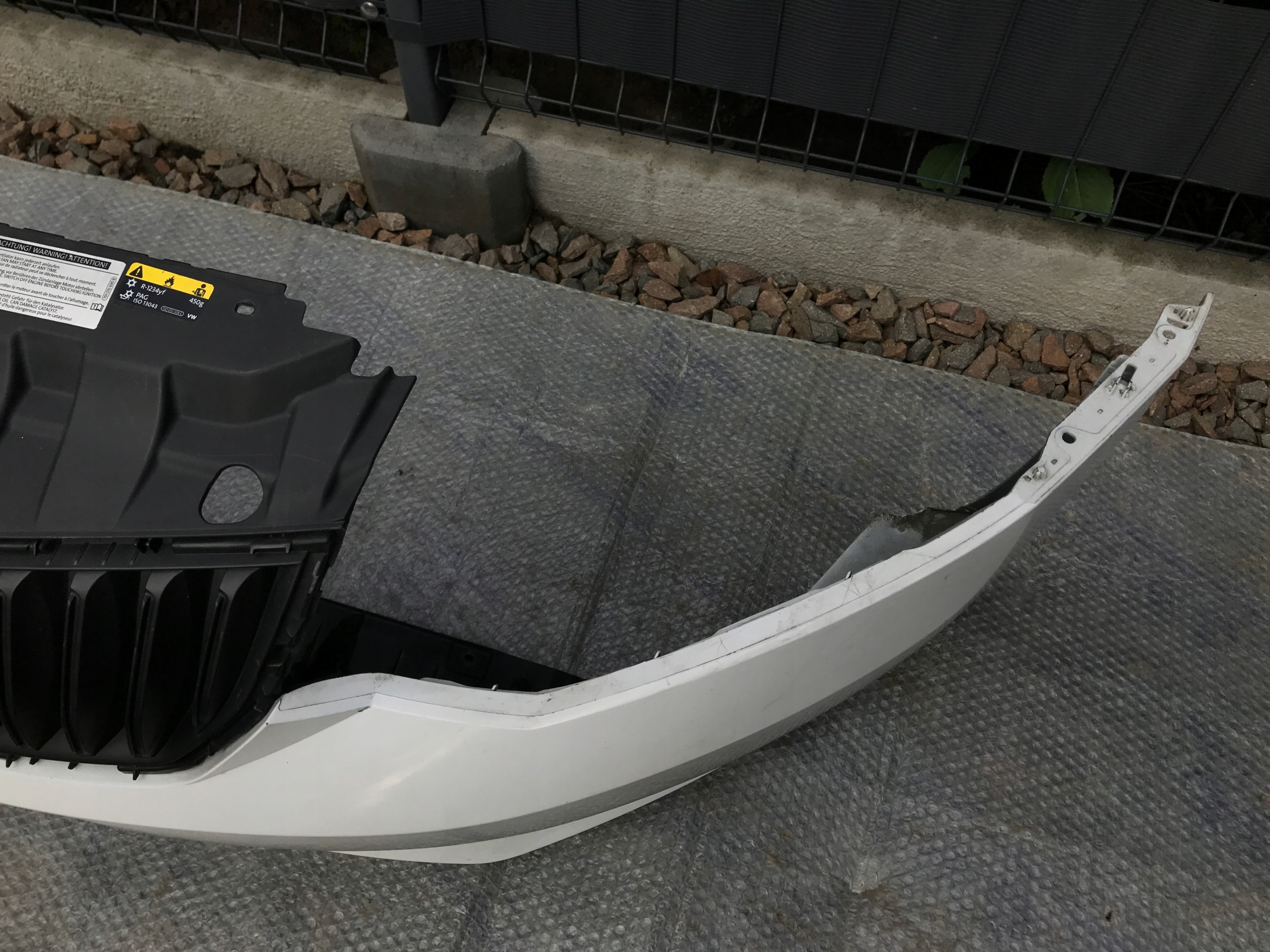 SKODA FABIA 3 III 6V ZDERZAK PRZÓD 2014-2018 Typ samochodu Samochody osobowe