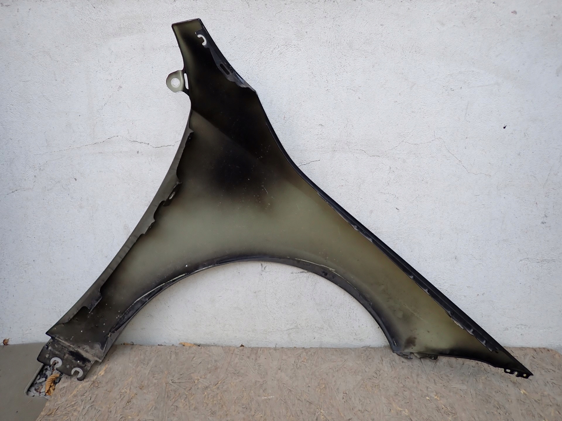 fender left front front MERCEDES A KLASA 177 2018