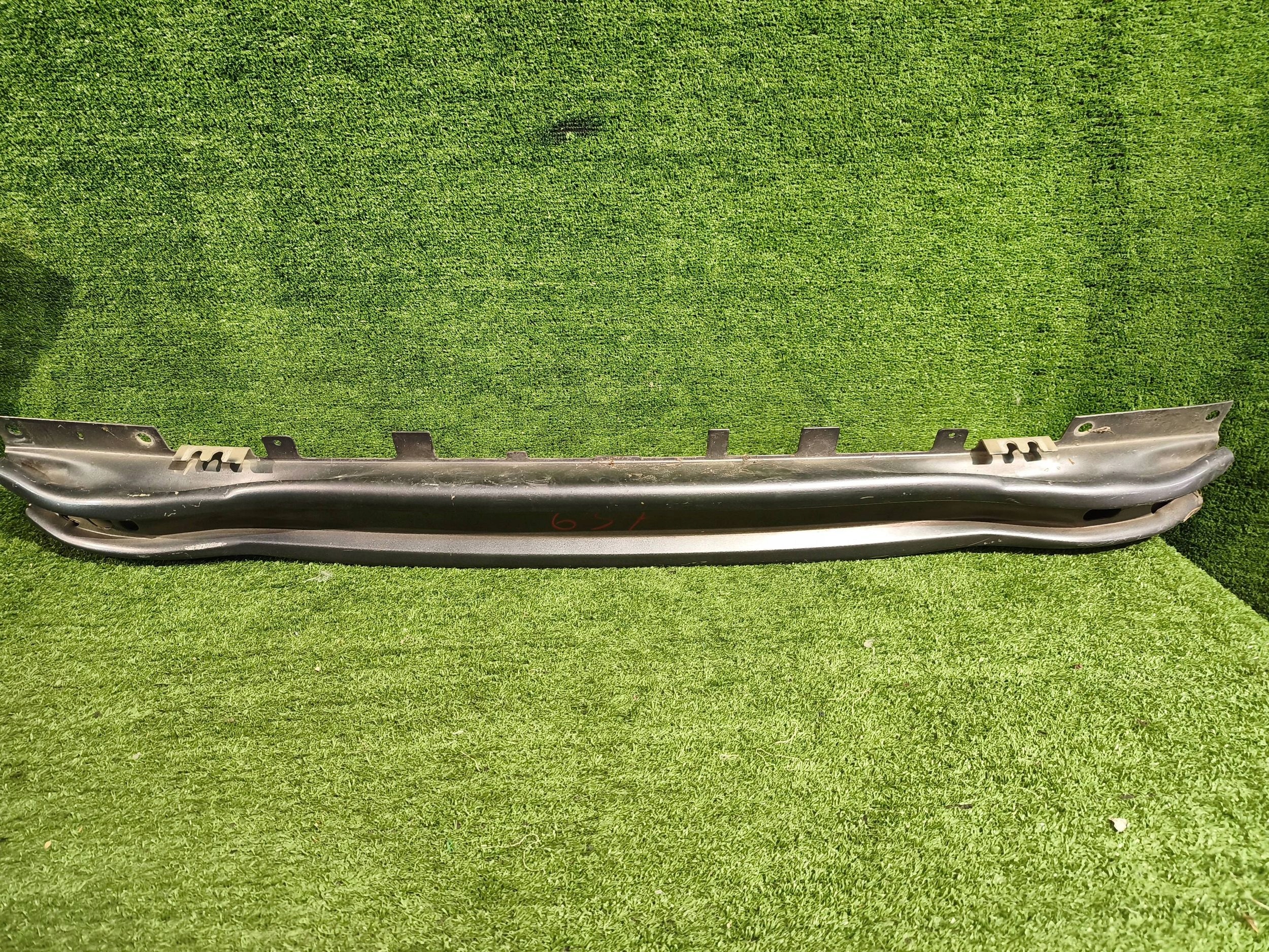 bumper support of the front front VOLVO XC60 LIFT 13- NR.637