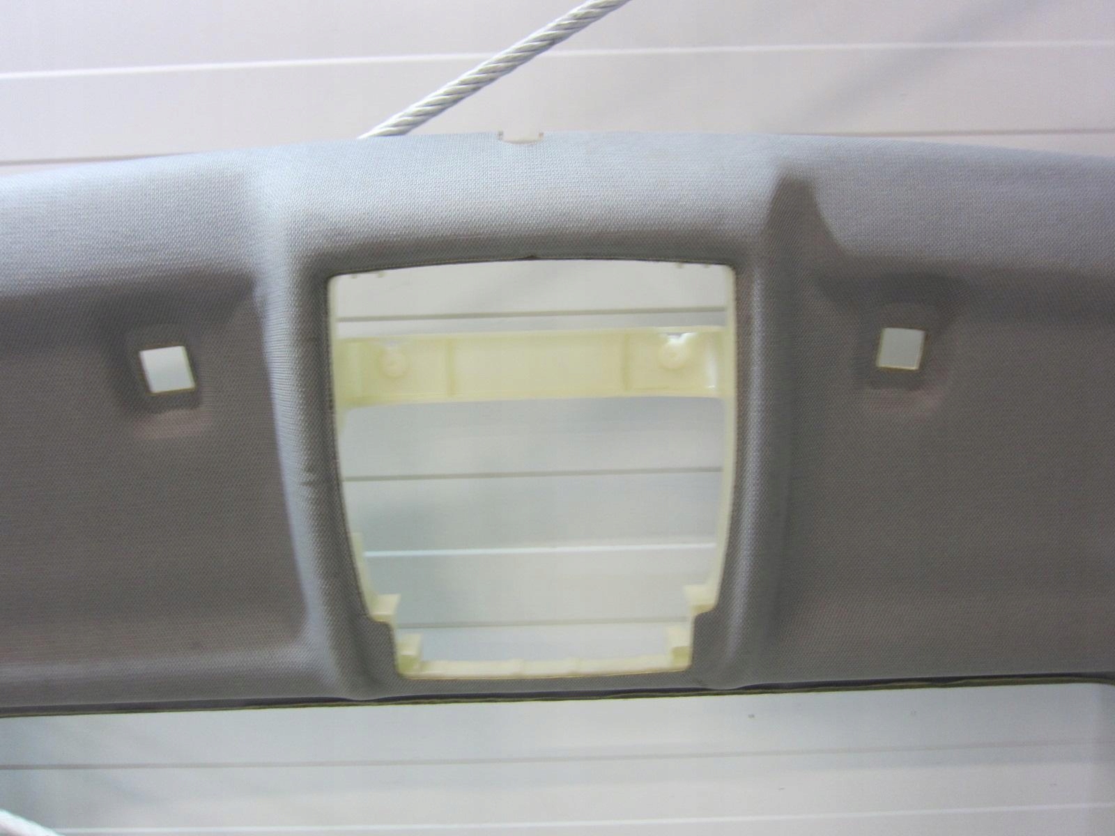 BMW F30 PODSUFITKA SZARA 7343299 EVERESTGRAU SZYBE Numer katalogowy oryginału 51447343299 7343299 EVERESTGRAU