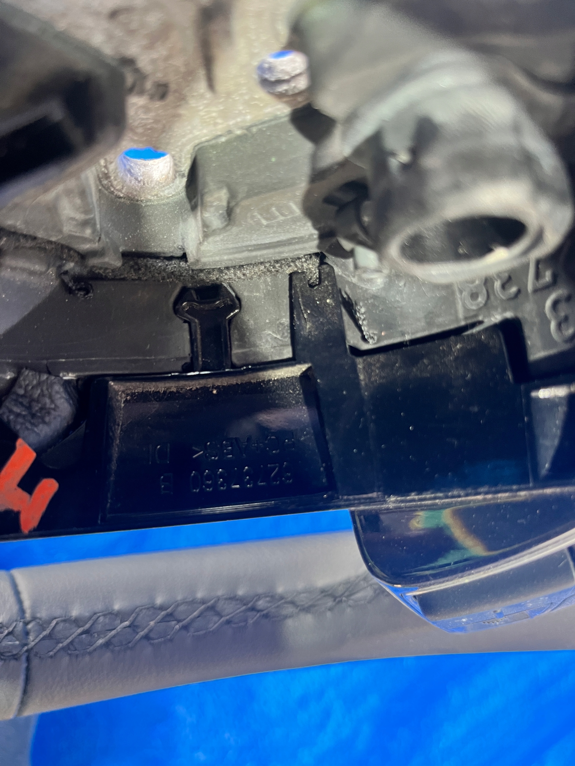 Audi A4 A5 8W B9 руль 8W0419091