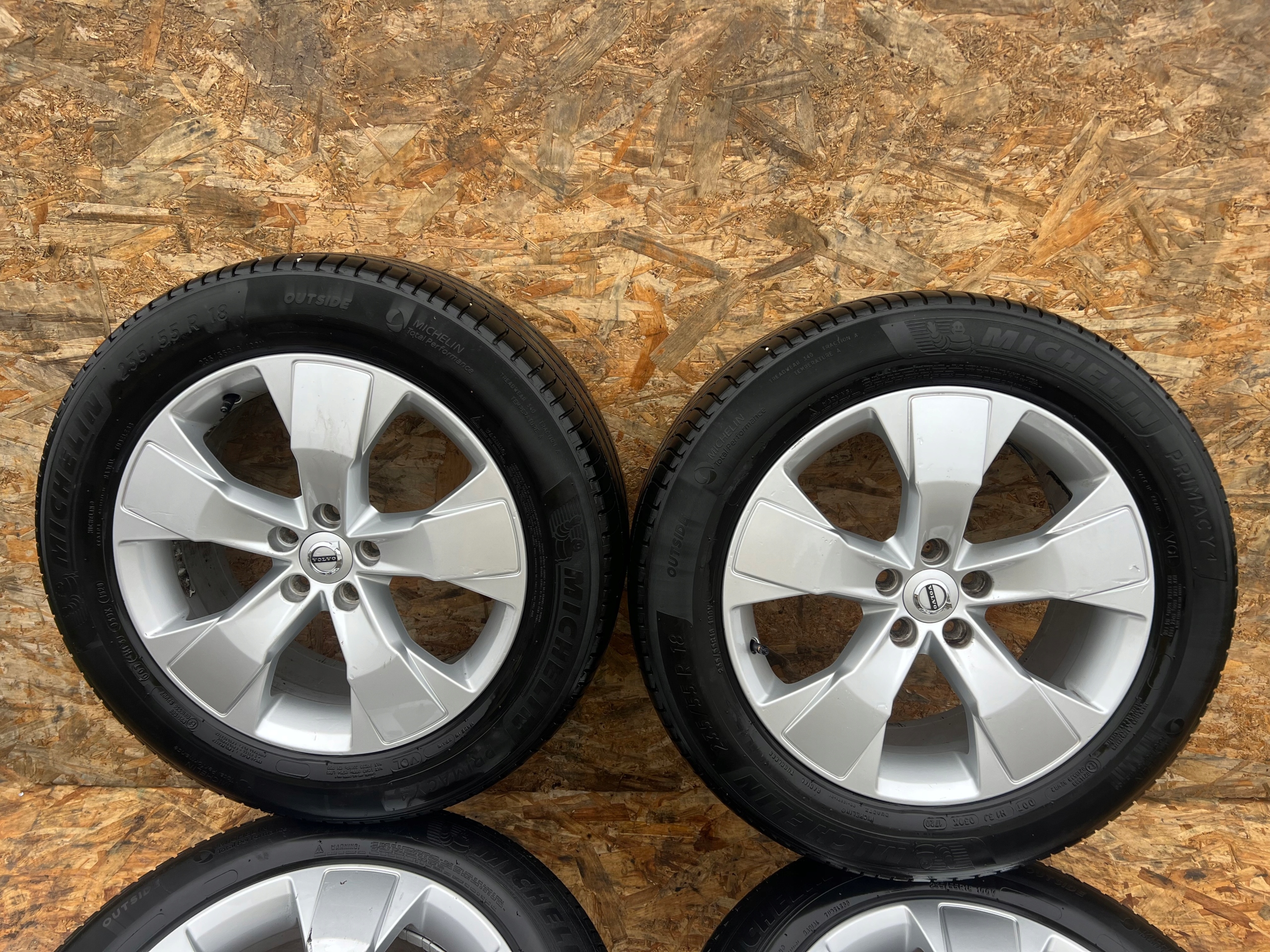 wheels discs VOLVO XC40 MICHELIN PRIMACY 4 5x108 235/55 R18