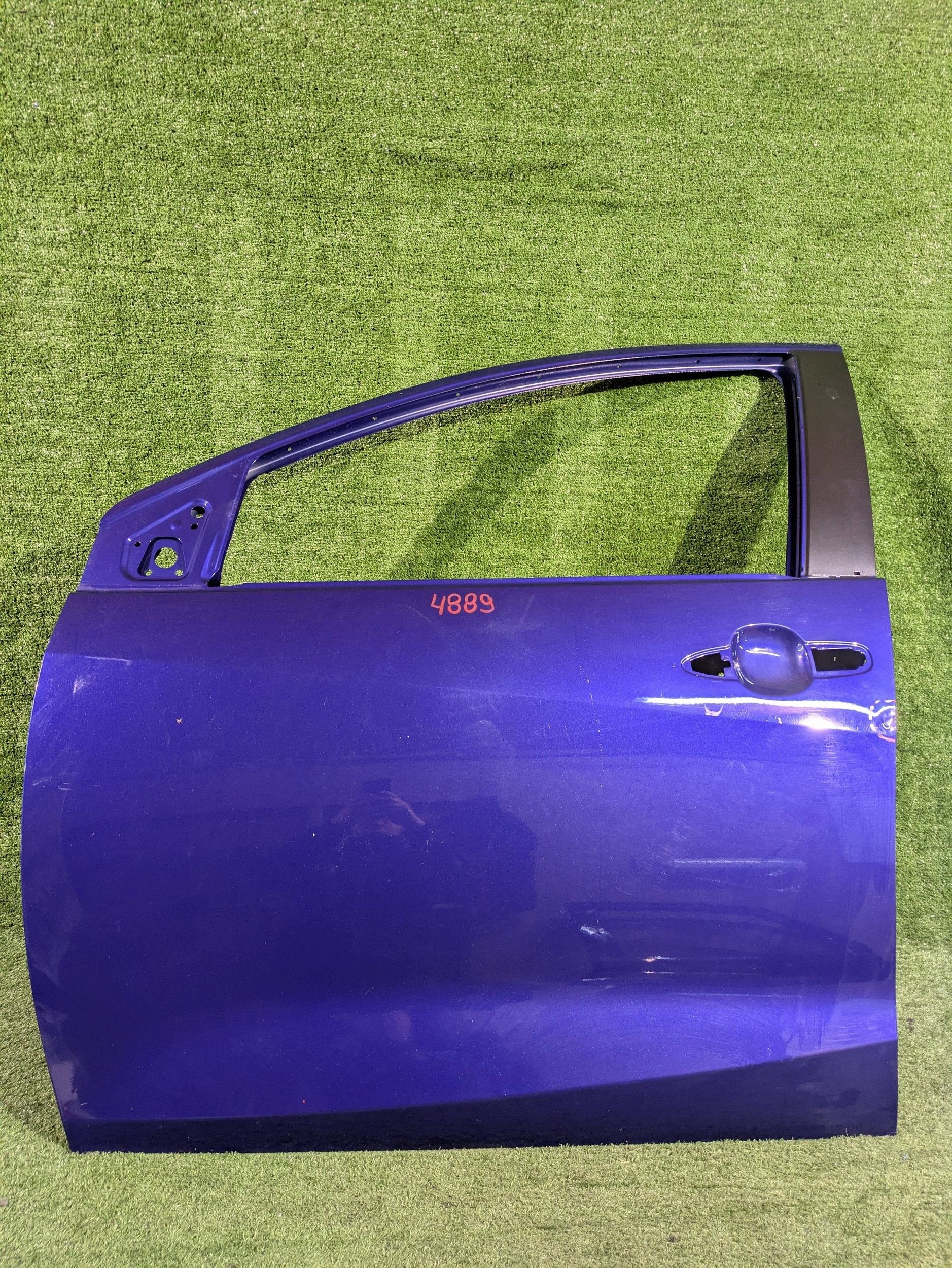 door front left left front TOYOTA YARIS IV 20- NR.4889