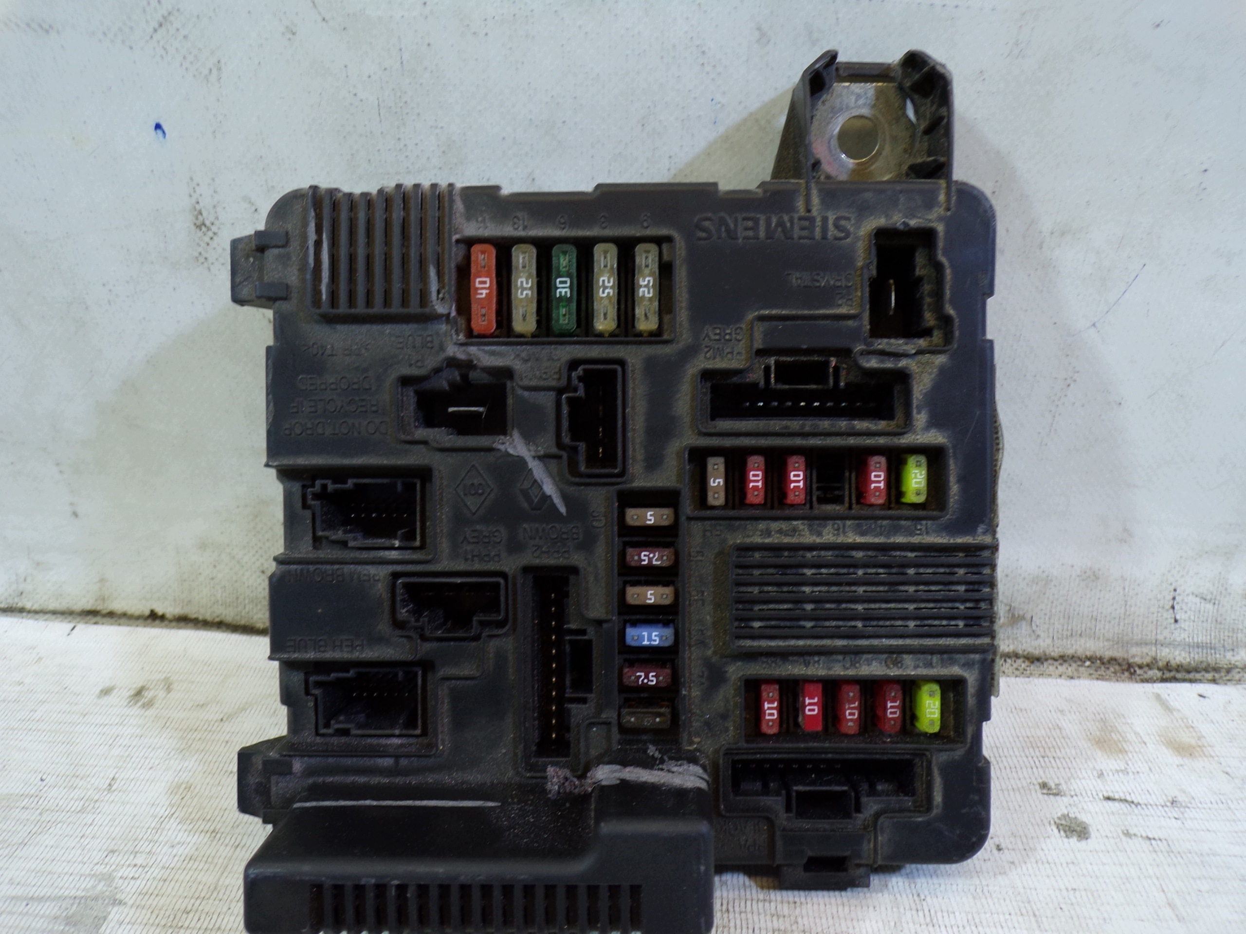 module UPC RENAULT 8200306032C (SK2)
