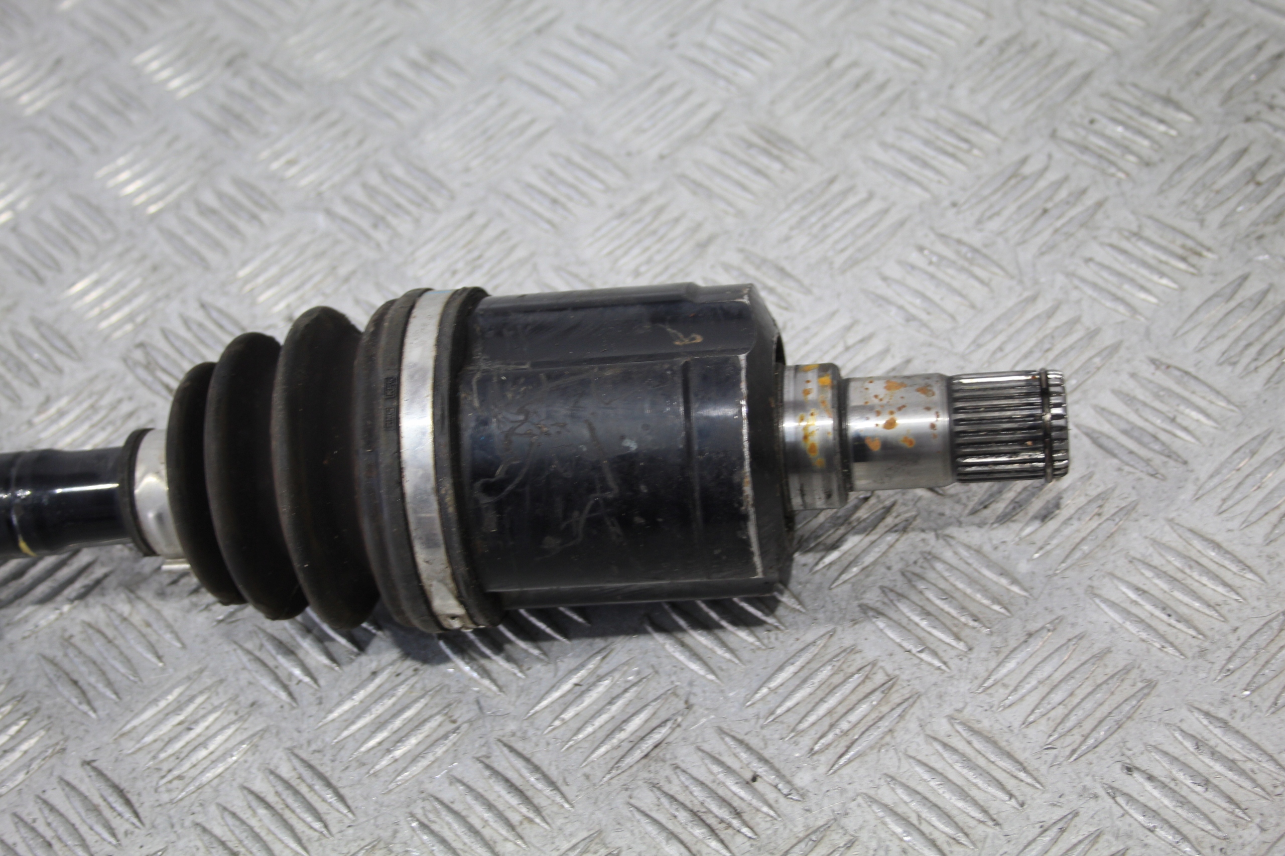 semi-axis left front KIA SORENTO II 2 LIFT 49500-2W100