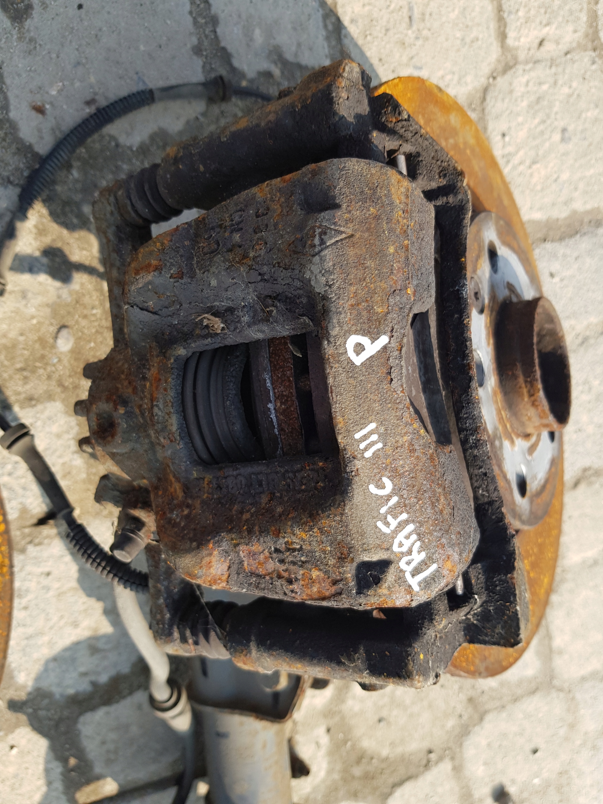 VIVARO TRAFIC III of the pivot swing shock absorber caliper front front right
