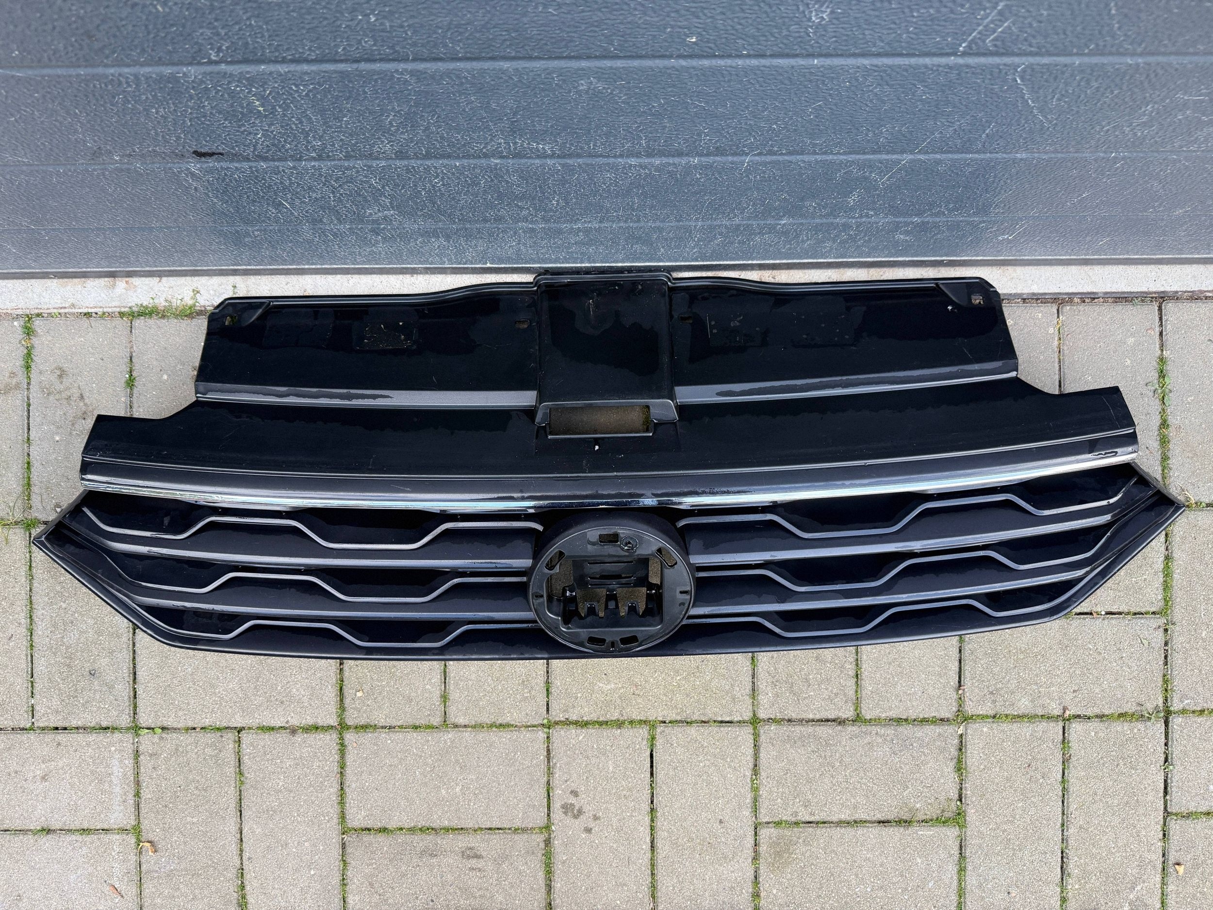 Vw T-roc 17- grille front front grill 2GA853651R