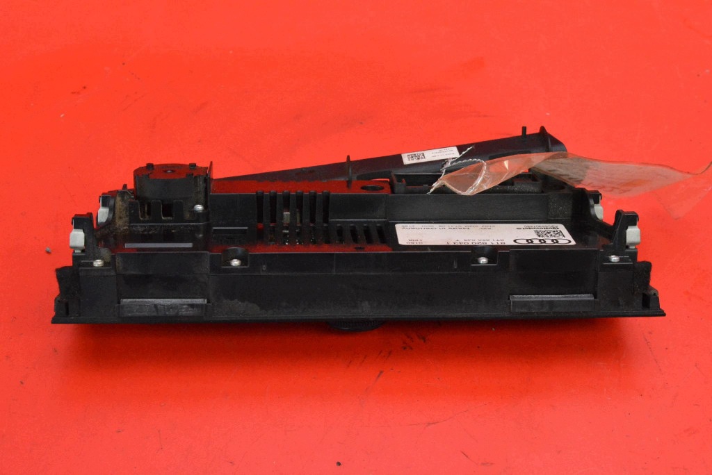 control panel air conditioning devices KLIMY 8T1820043T AUDI A4 B8 07-11