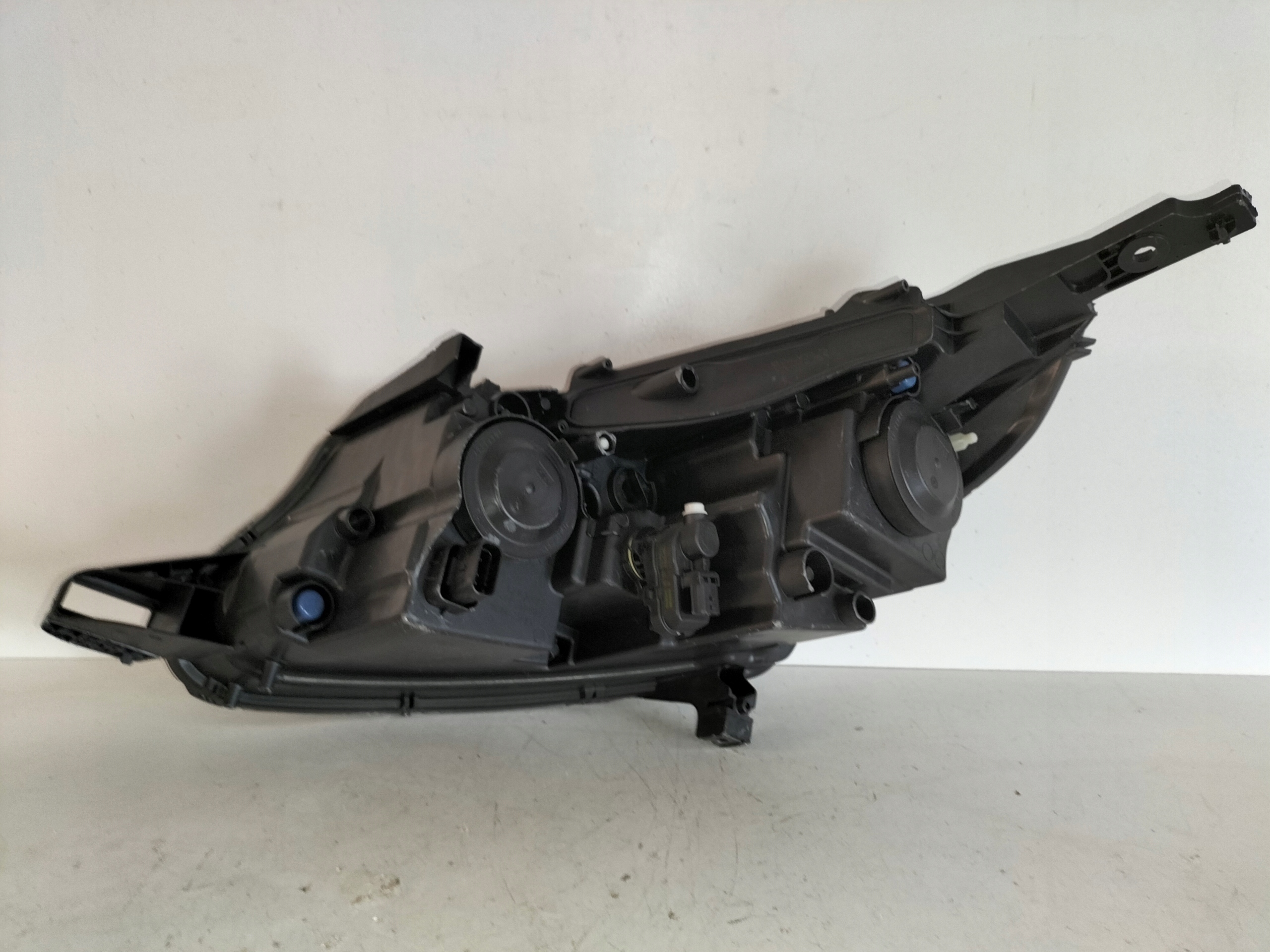 light front reflektor right PEUGEOT 2008 13-16