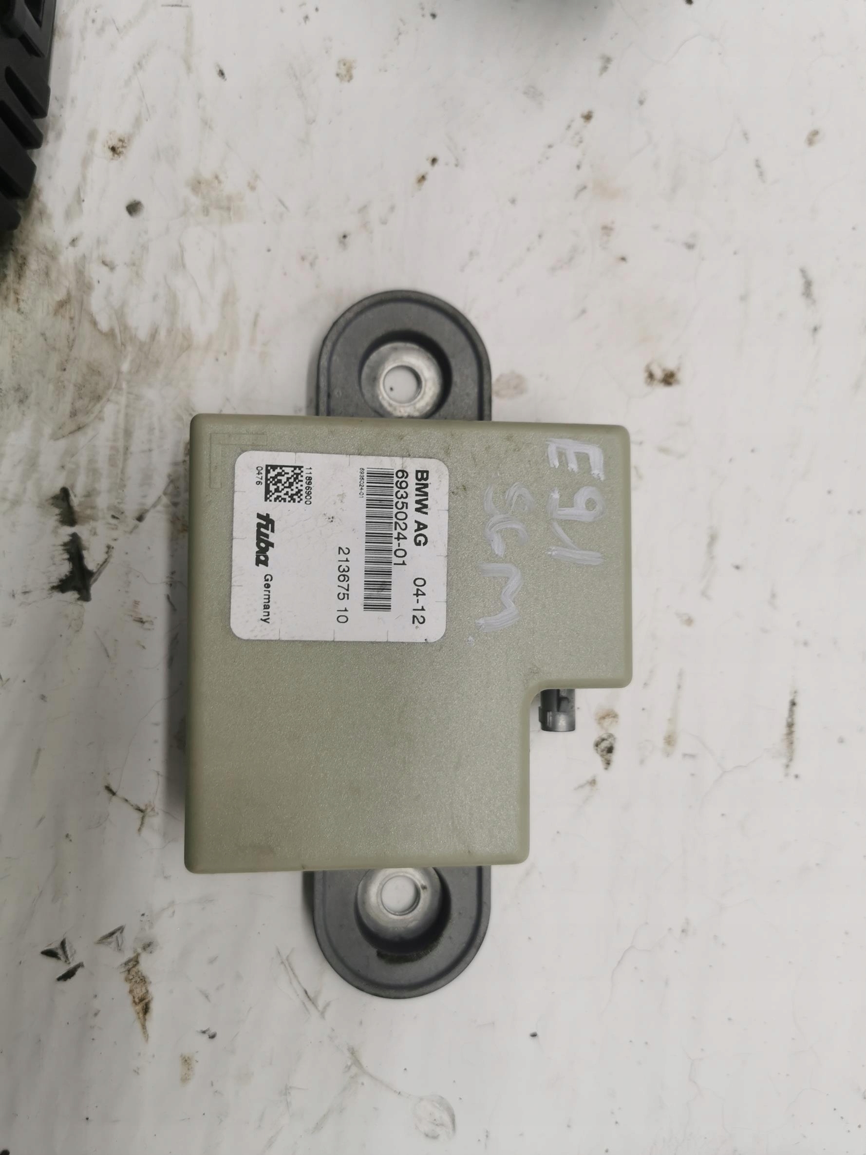 amplifier ANTENY BMW SERIA 3 E90 E91 LCI 6935024