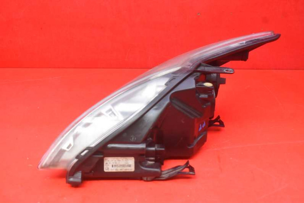 REFLEKTOR right light front EU 8M51-13W029-AF FORD FOCUS MK2 LIFT 08-11